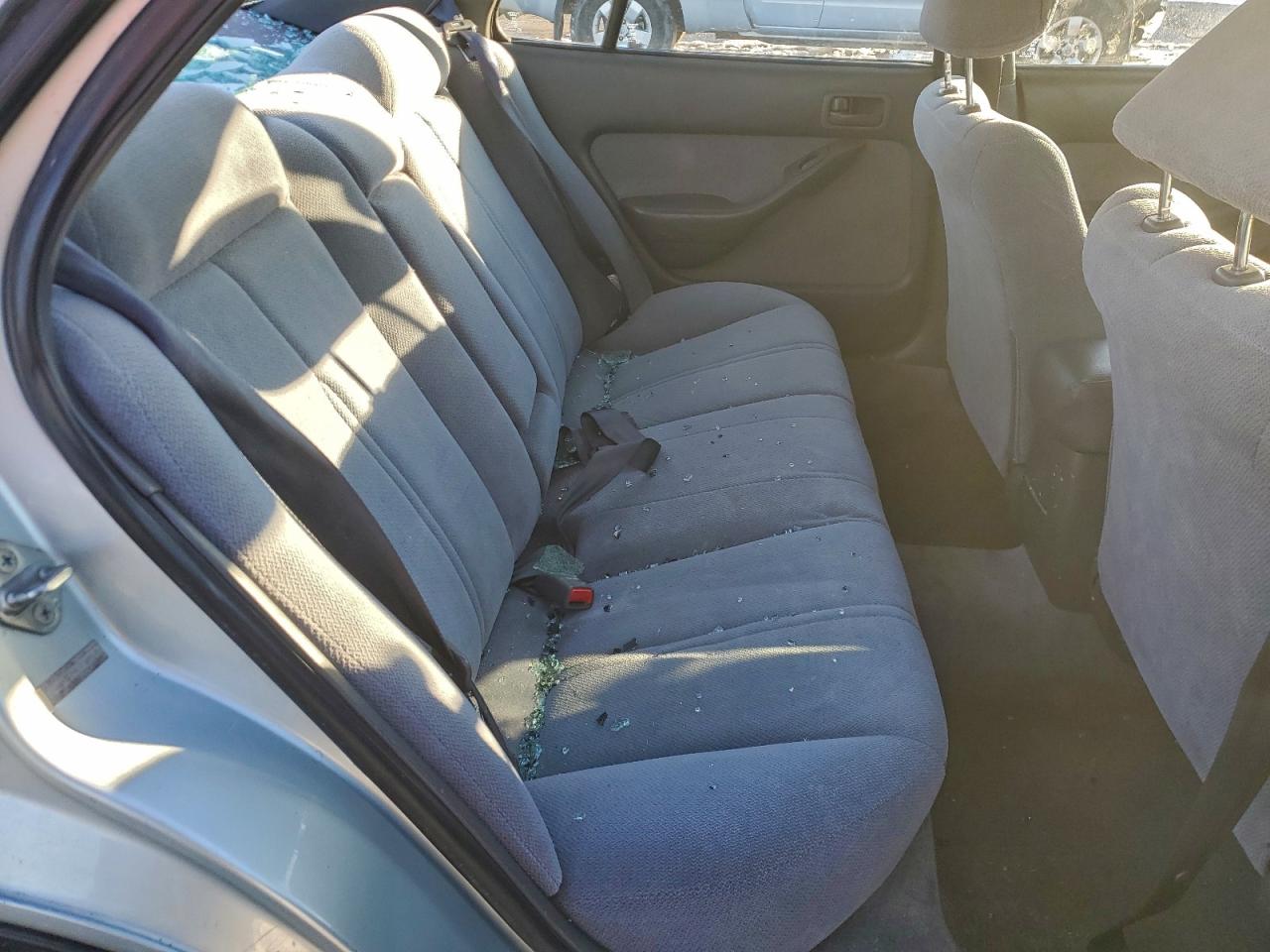 1996 Toyota Camry Le Silver vin: 4T1BF12K6TU127372