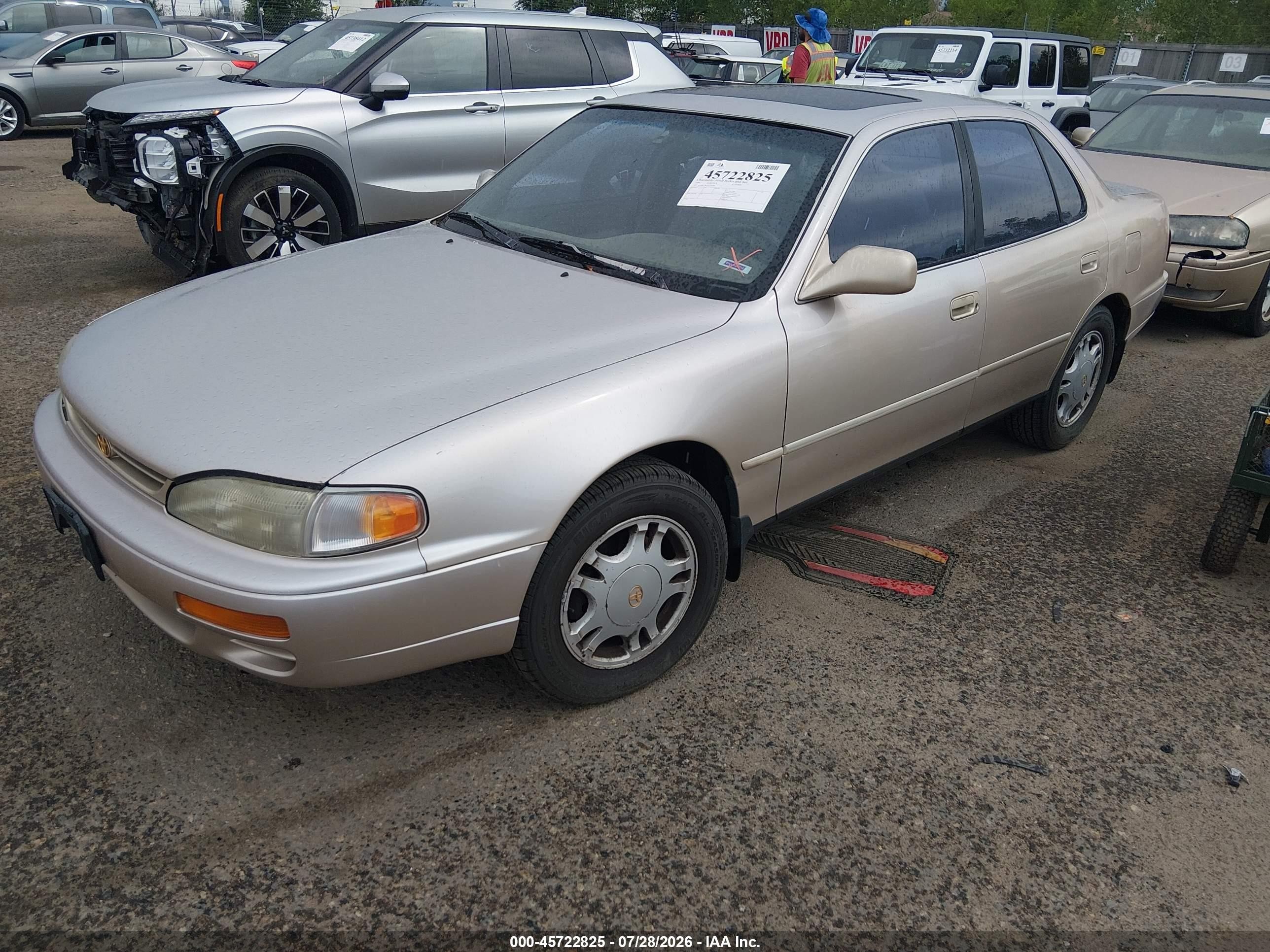 1996 Toyota Camry Le/xle/se Tan vin: 4T1BF12K6TU134709