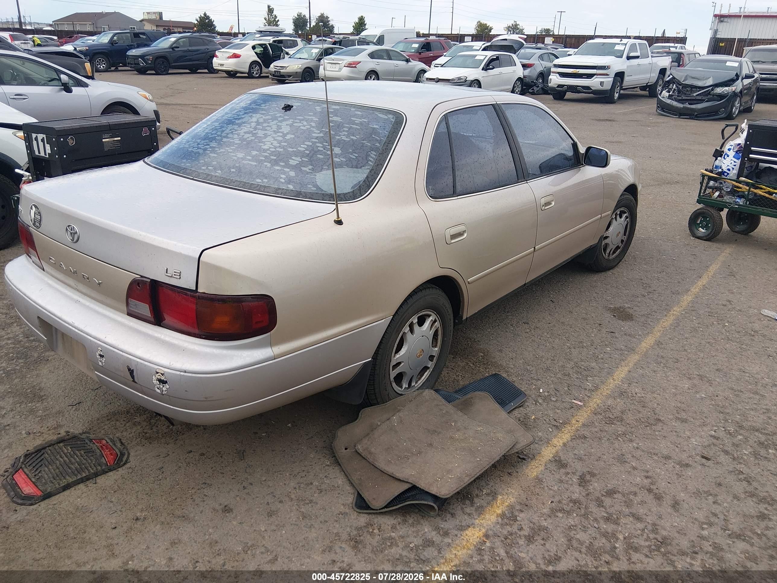 1996 Toyota Camry Le/xle/se Tan vin: 4T1BF12K6TU134709