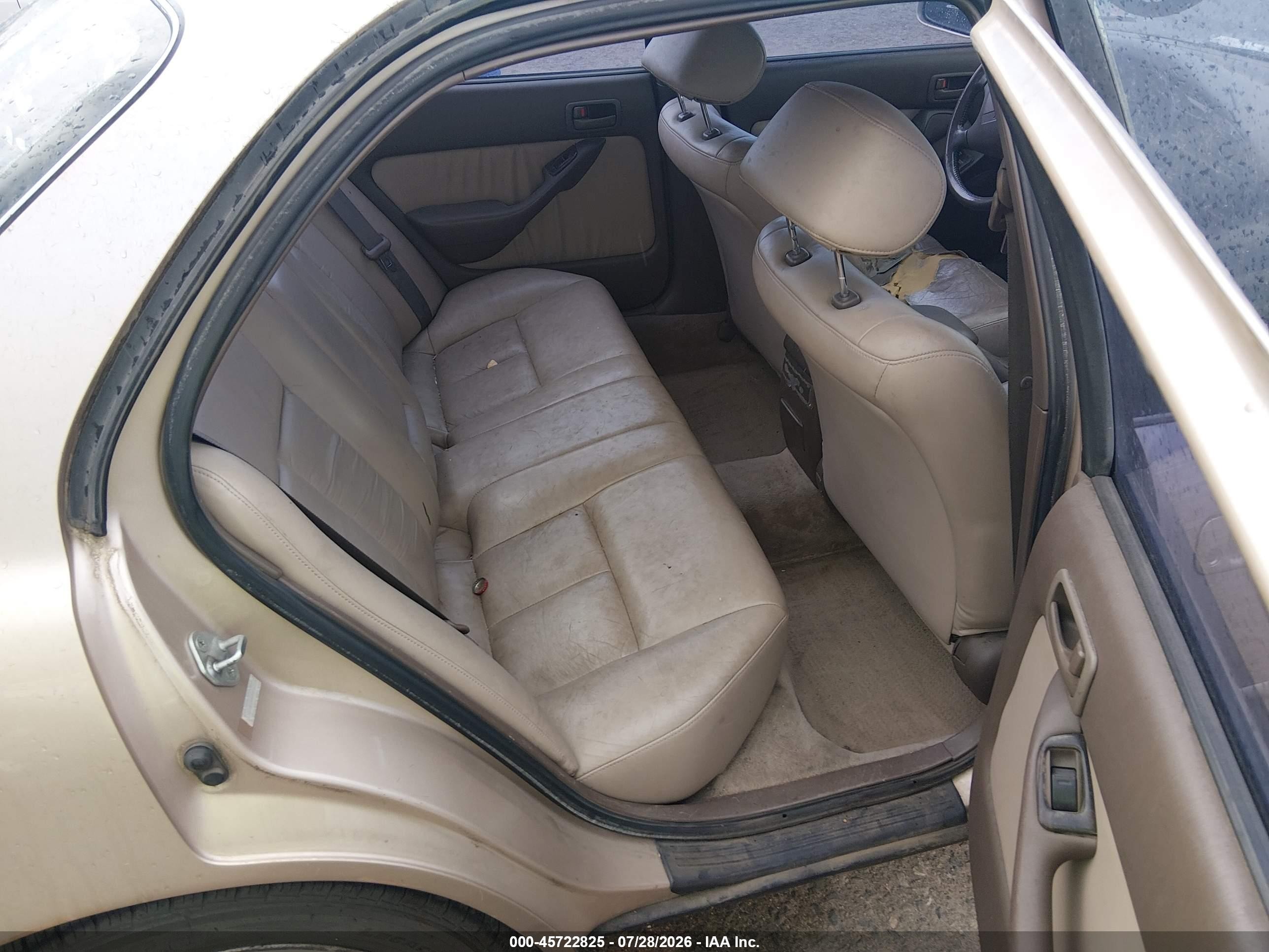 1996 Toyota Camry Le/xle/se Tan vin: 4T1BF12K6TU134709