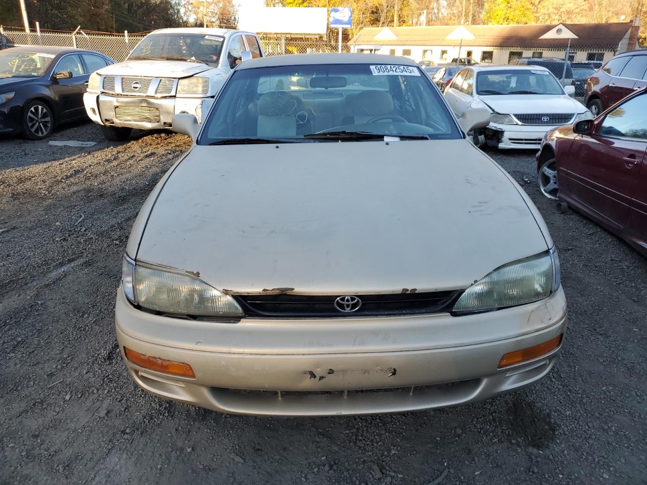 1996 Toyota Camry Le Gold vin: 4T1BF12KXTU127570