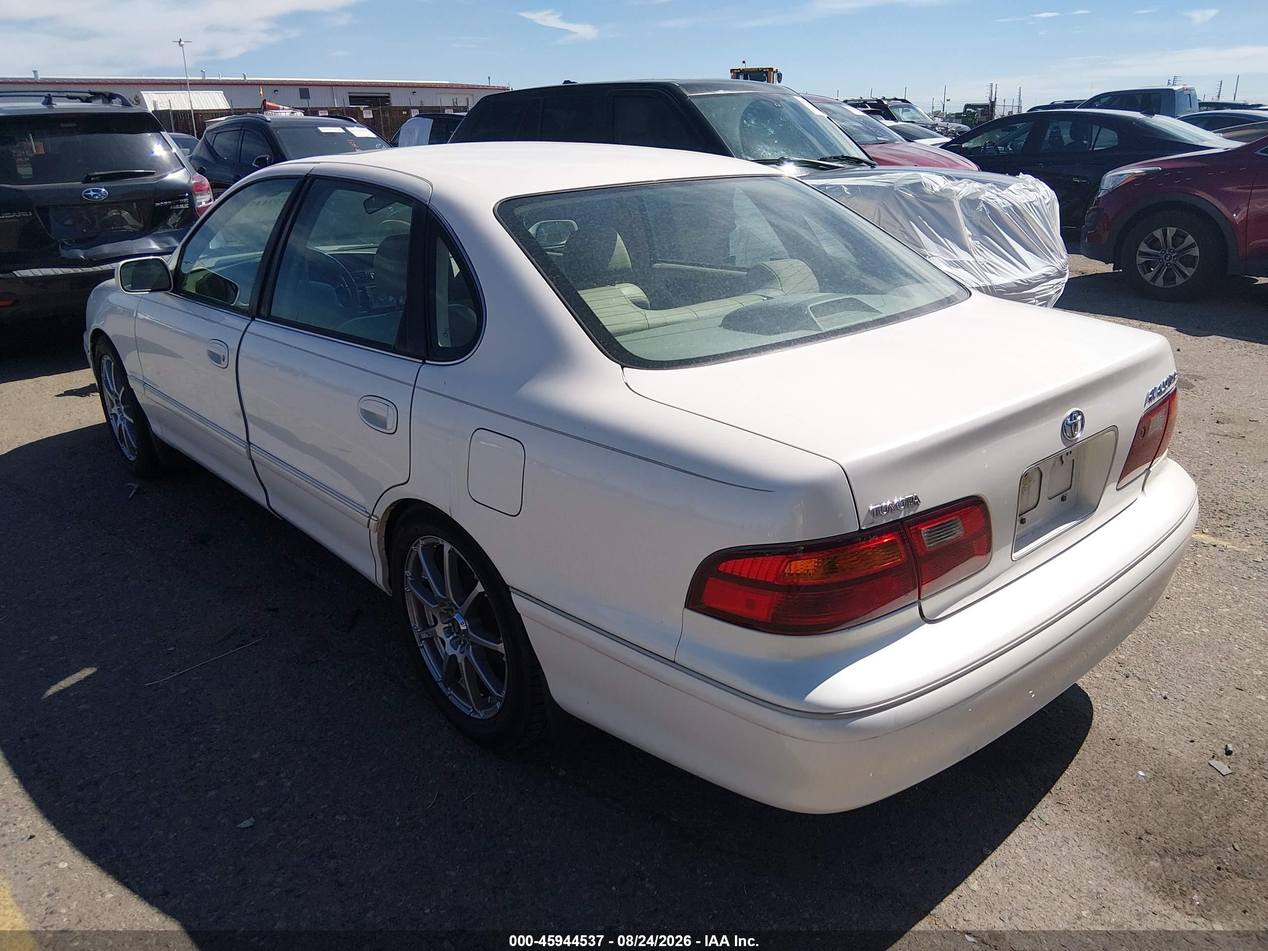 1999 Toyota Avalon Xl/xls White vin: 4T1BF18B0XU329072