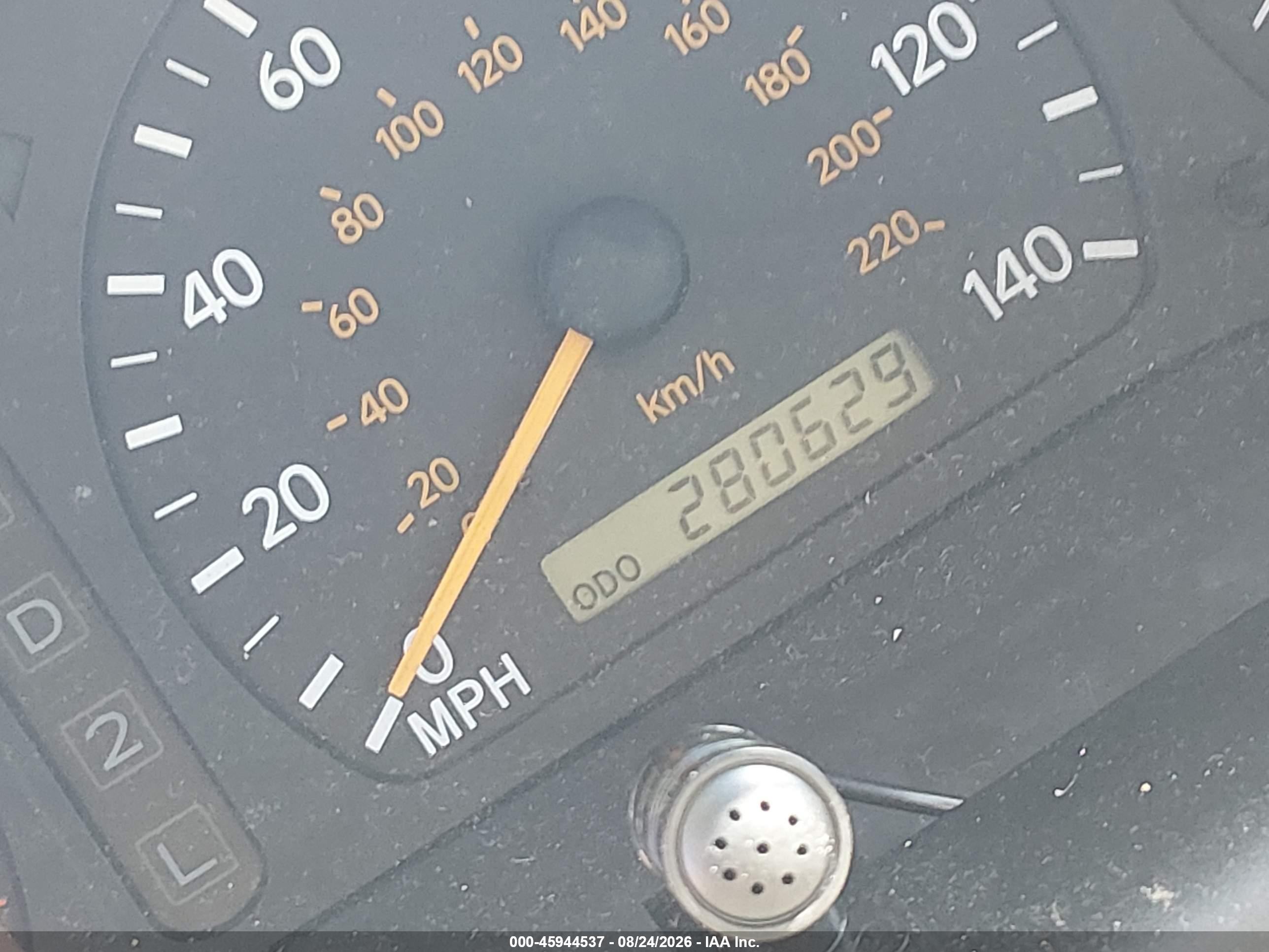 1999 Toyota Avalon Xl/xls White vin: 4T1BF18B0XU329072
