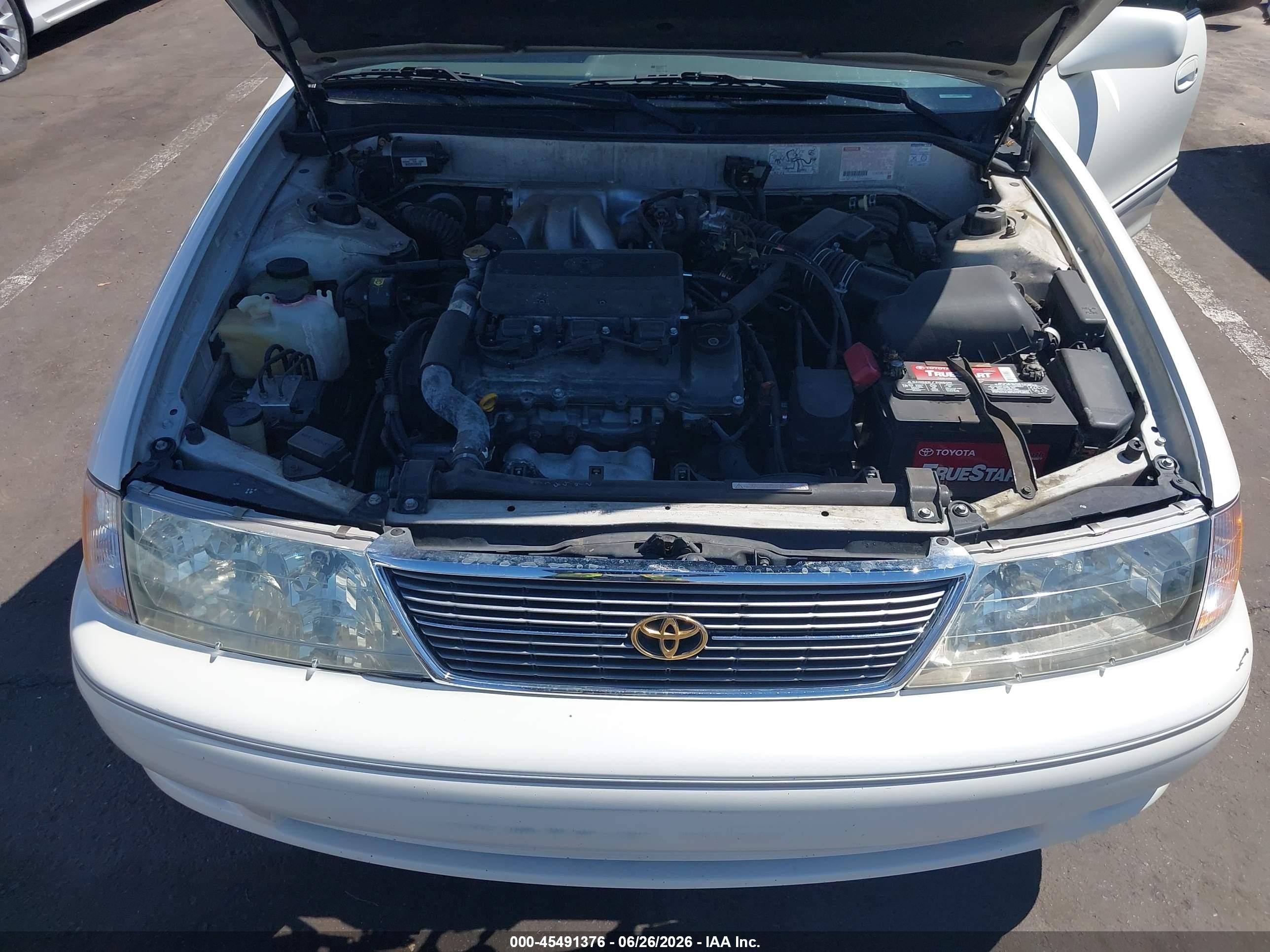 1998 Toyota Avalon Xls White vin: 4T1BF18B2WU253370