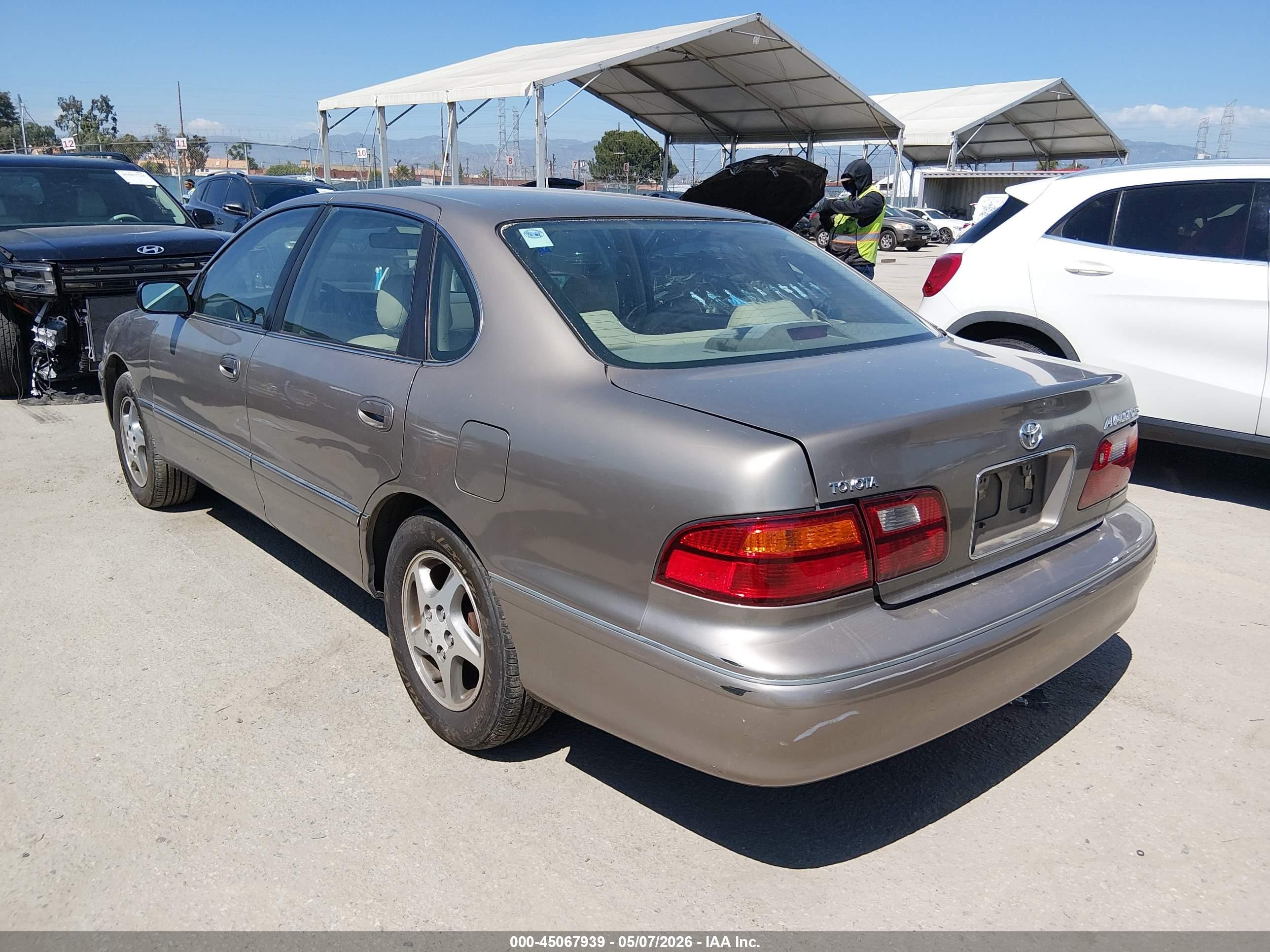 1998 Toyota Avalon Xls Коричневый vin: 4T1BF18B2WU263400
