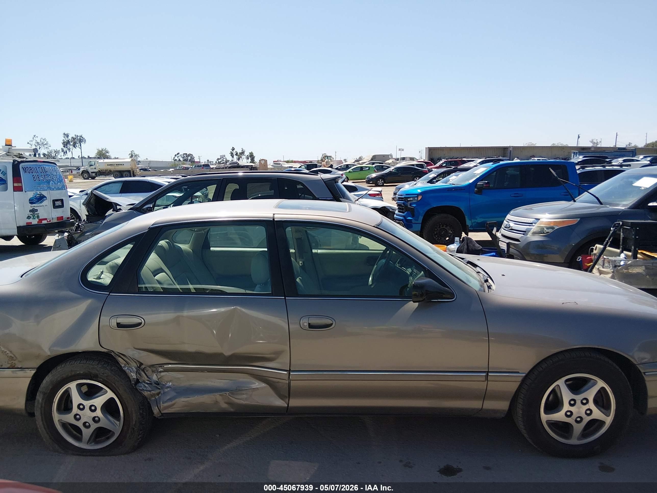1998 Toyota Avalon Xls Коричневый vin: 4T1BF18B2WU263400