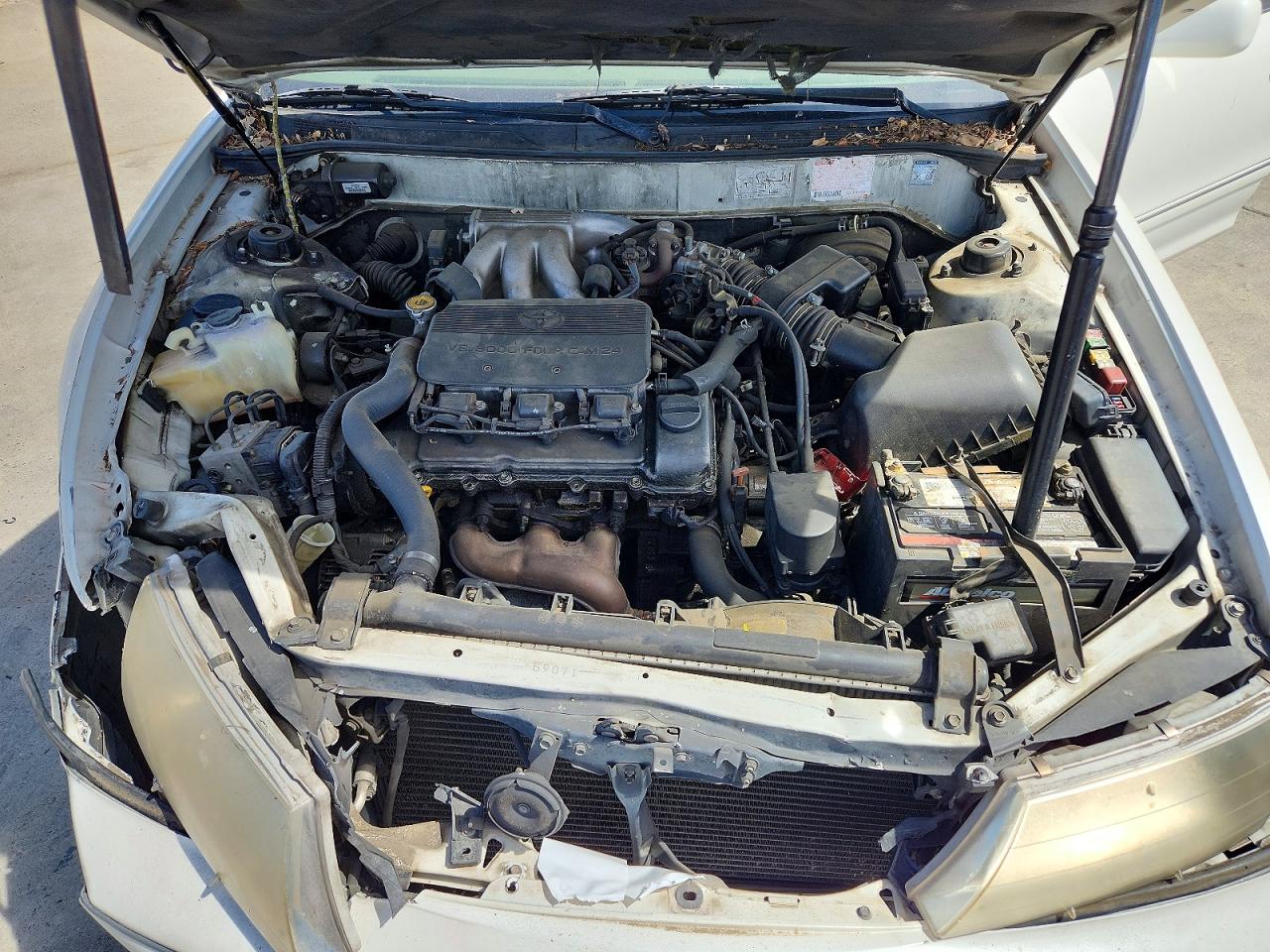 1999 Toyota Avalon Xls White vin: 4T1BF18B2XU299928