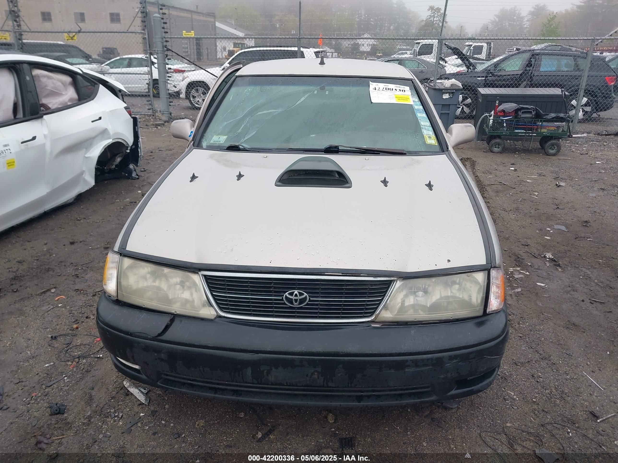 1999 Toyota Avalon Xl Золотой vin: 4T1BF18B2XU300009