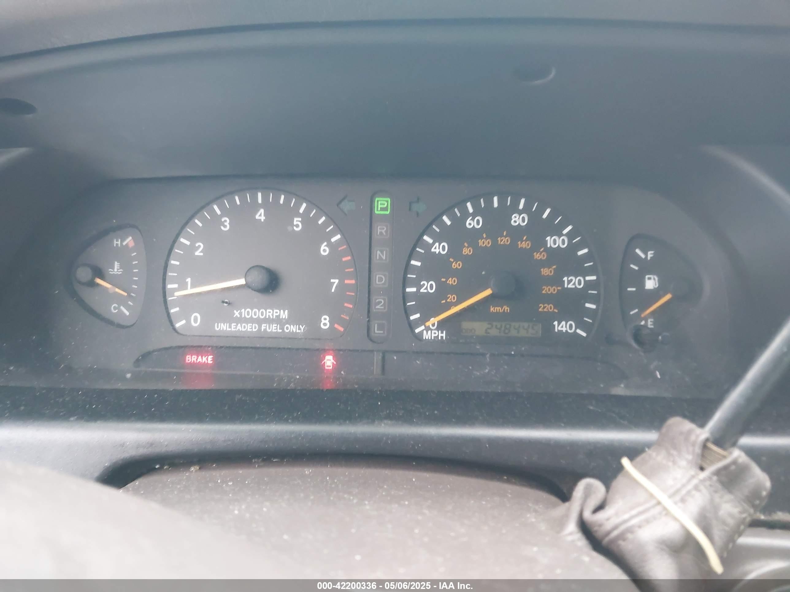 1999 Toyota Avalon Xl Золотой vin: 4T1BF18B2XU300009