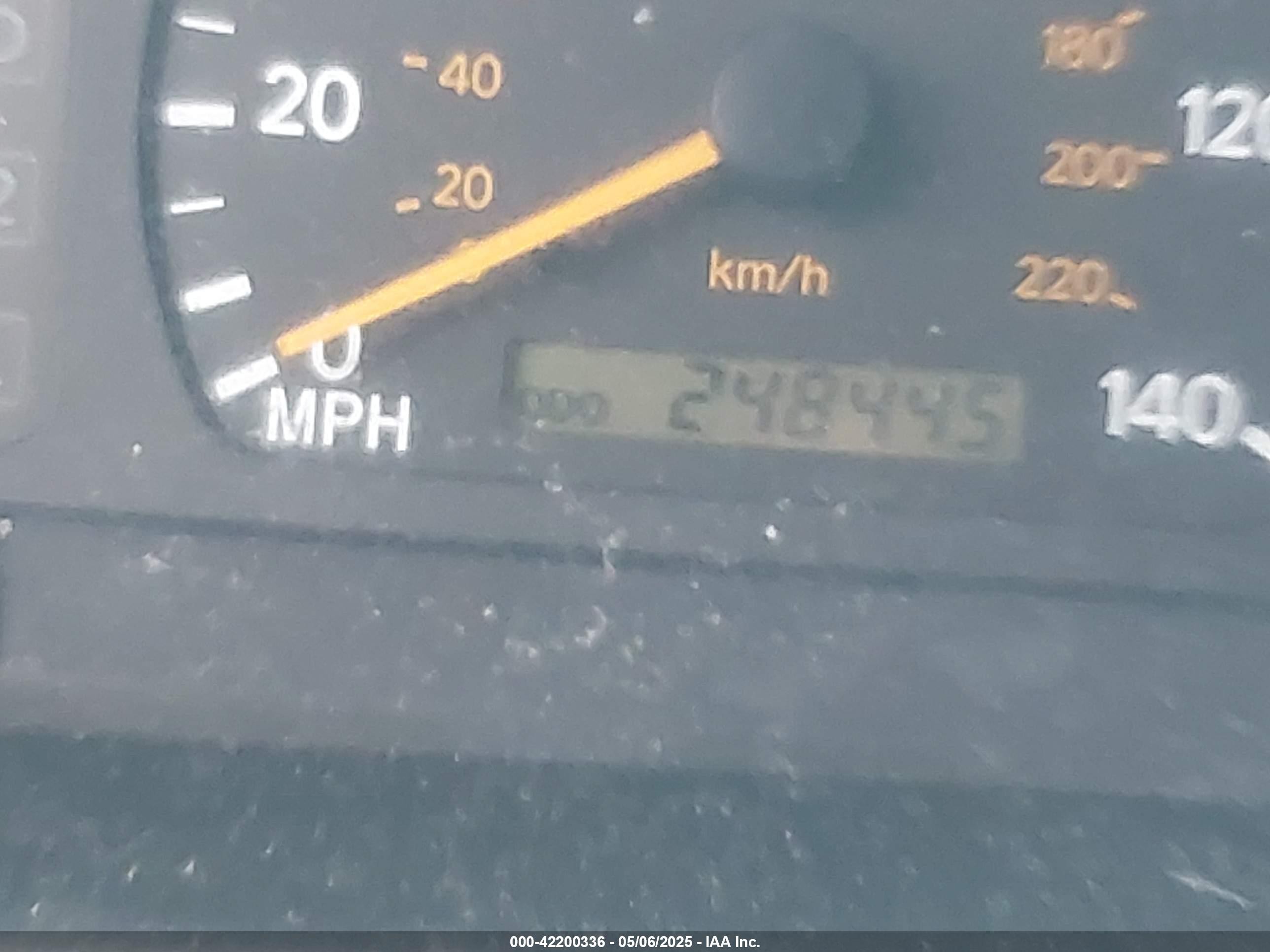 1999 Toyota Avalon Xl Золотой vin: 4T1BF18B2XU300009
