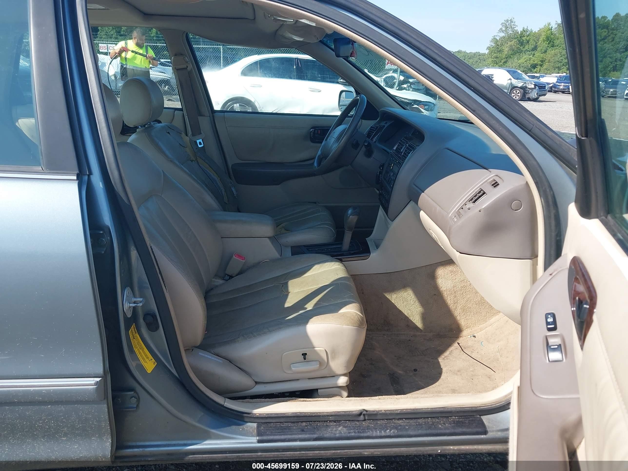 1999 Toyota Avalon Xls Light Blue vin: 4T1BF18B2XU328229