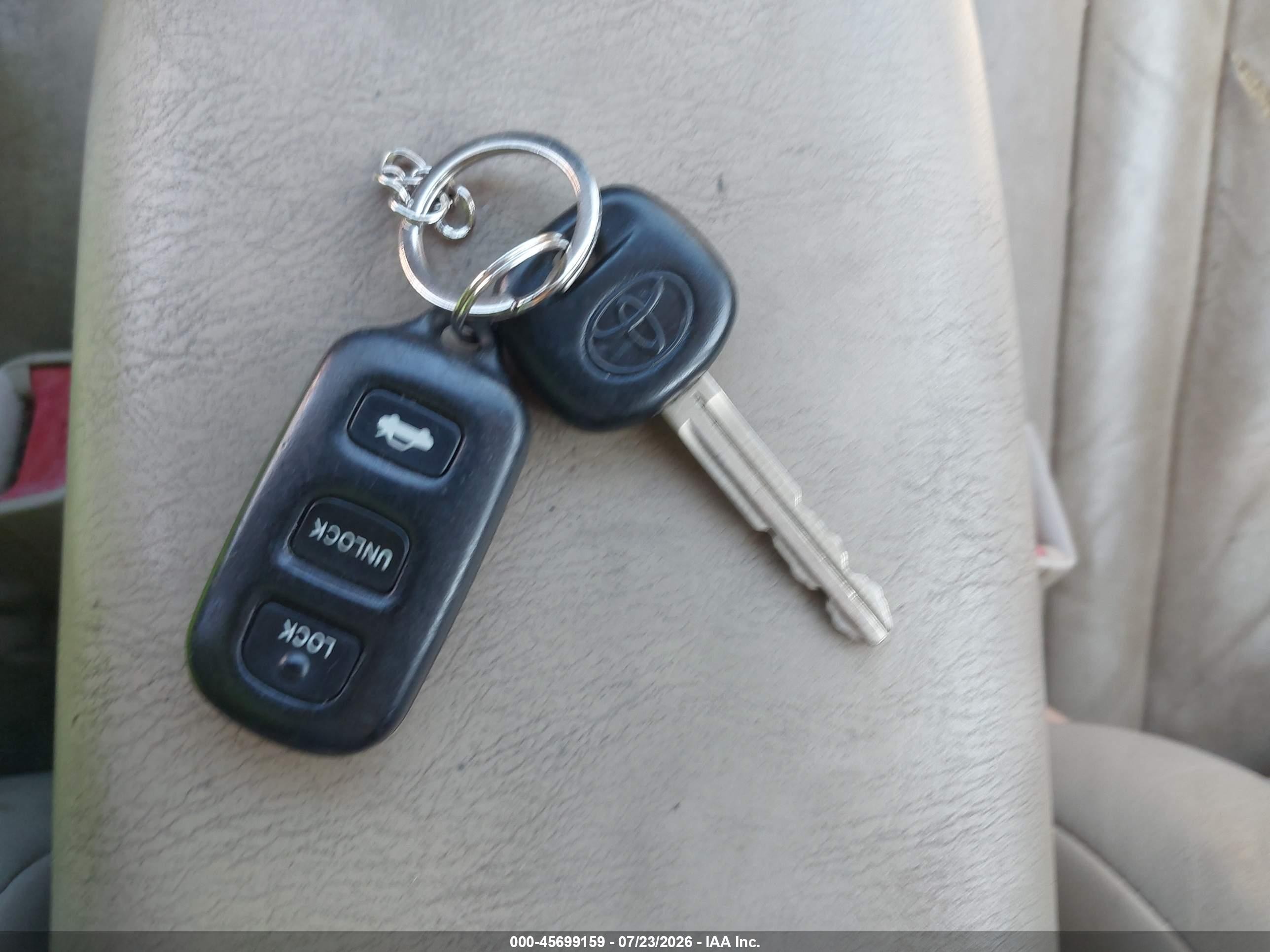 1999 Toyota Avalon Xls Light Blue vin: 4T1BF18B2XU328229