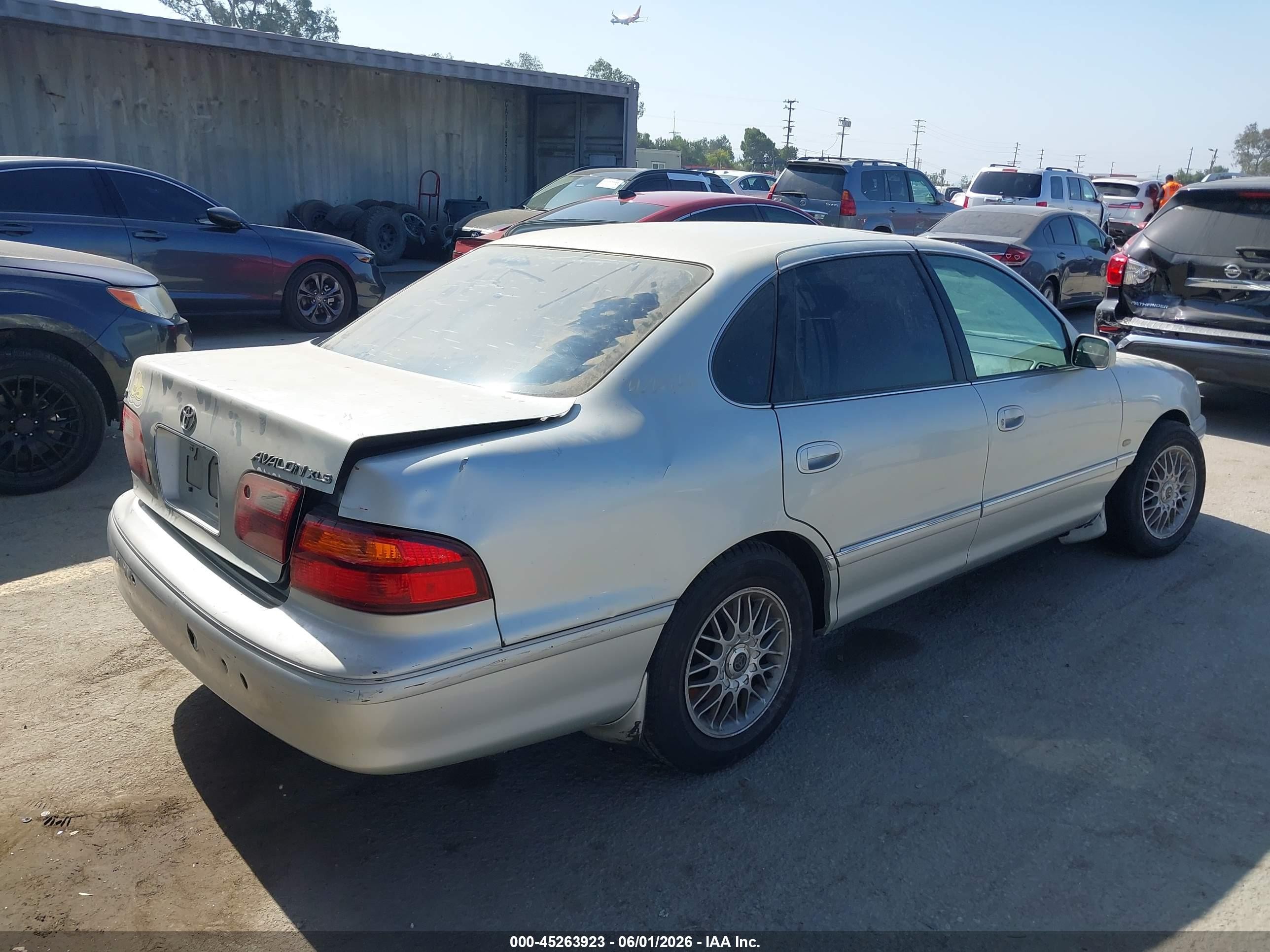 1999 Toyota Avalon Xls Silver vin: 4T1BF18B2XU343216