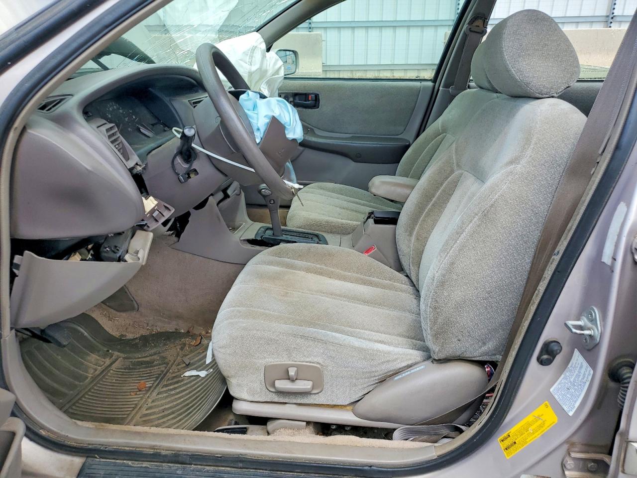 1998 Toyota Avalon Xl Tan vin: 4T1BF18B3WU277564