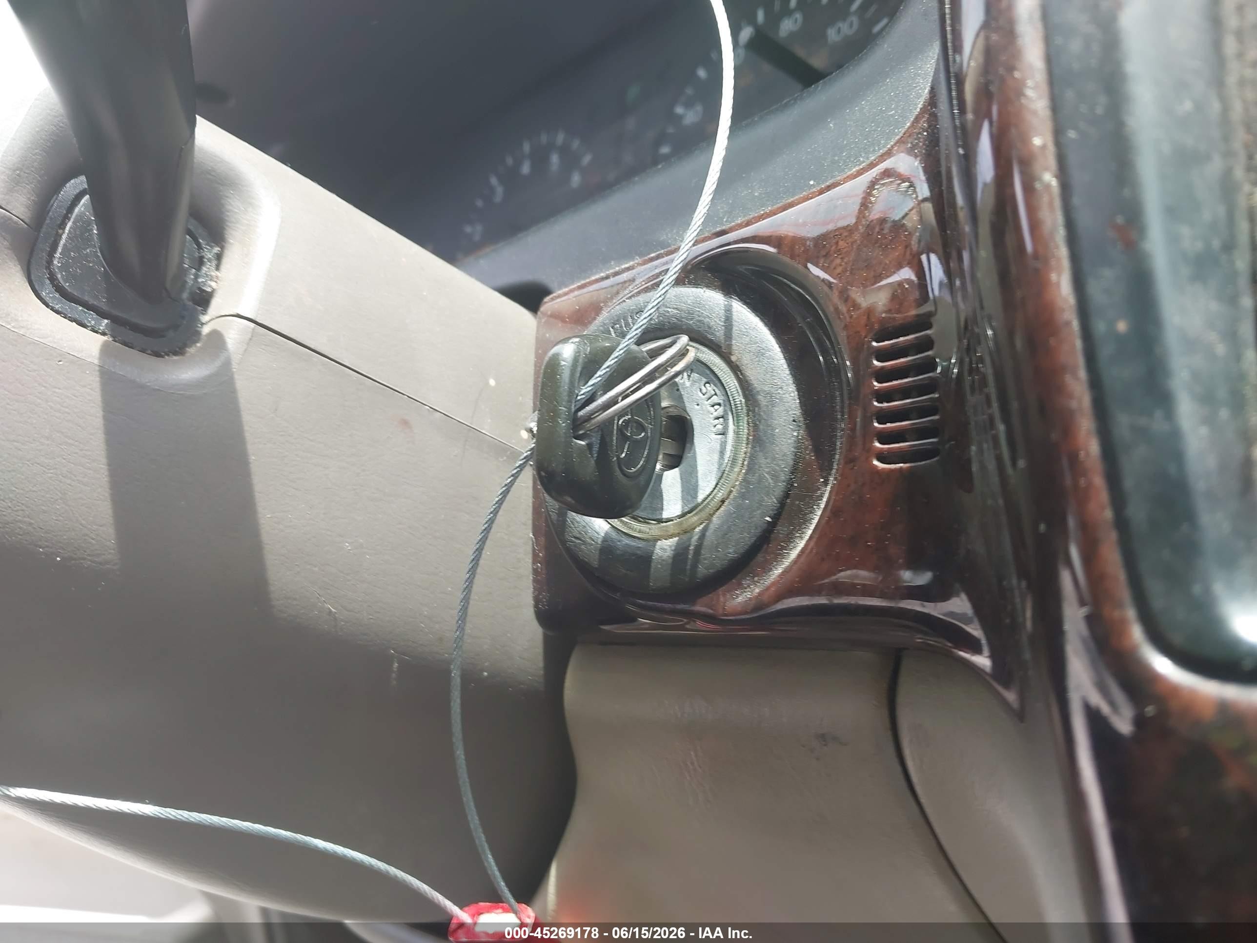 1999 Toyota Avalon Xls Gold vin: 4T1BF18B4XU316616