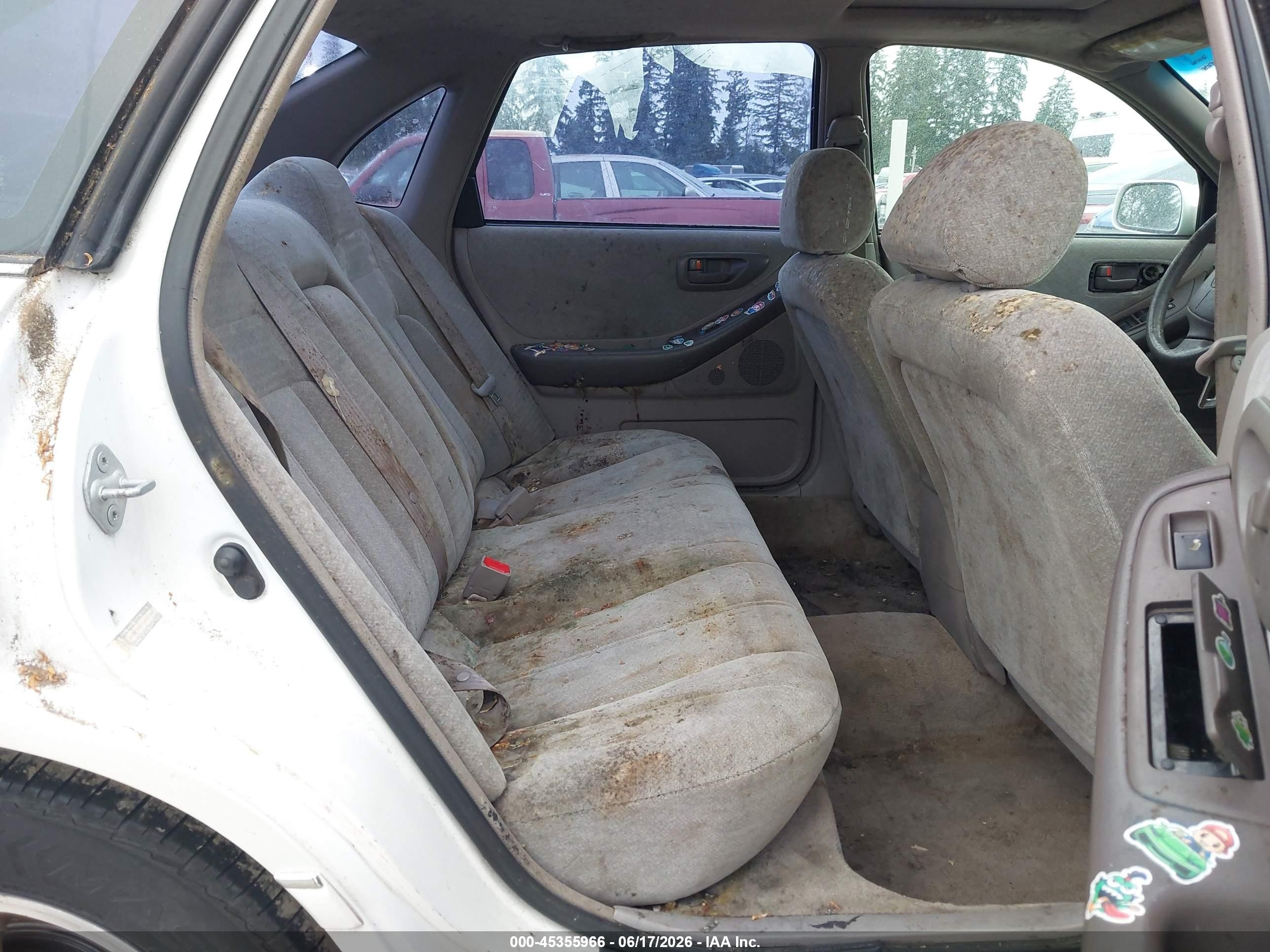 1999 Toyota Avalon Xl White vin: 4T1BF18B4XU323744