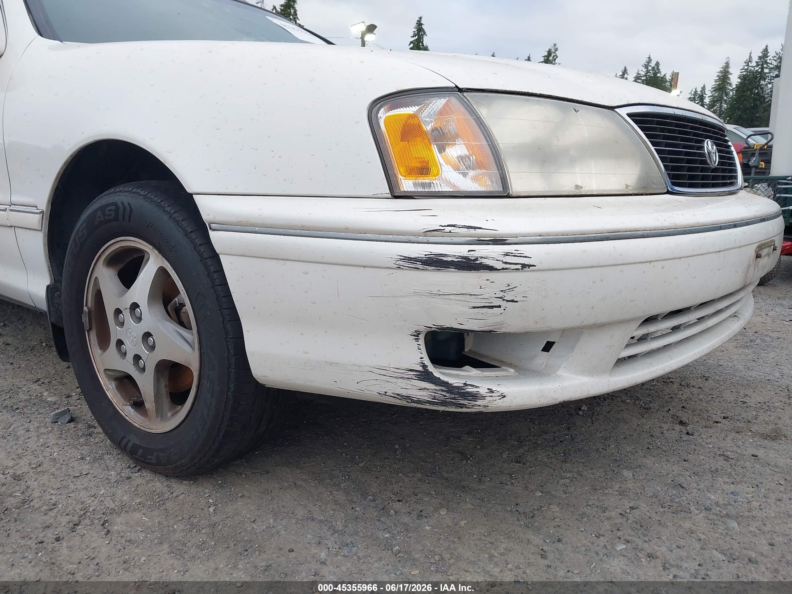 1999 Toyota Avalon Xl White vin: 4T1BF18B4XU323744
