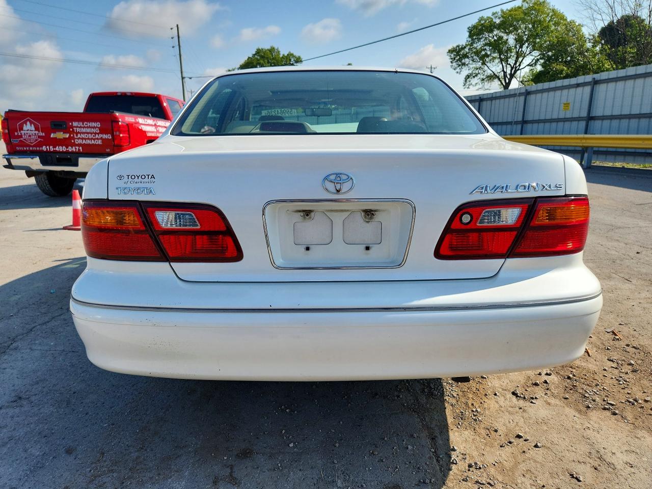 1999 Toyota Avalon Xls White vin: 4T1BF18B5XU309917
