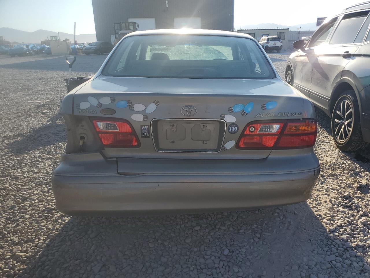 1999 Toyota Avalon Xl Tan vin: 4T1BF18B5XU329343