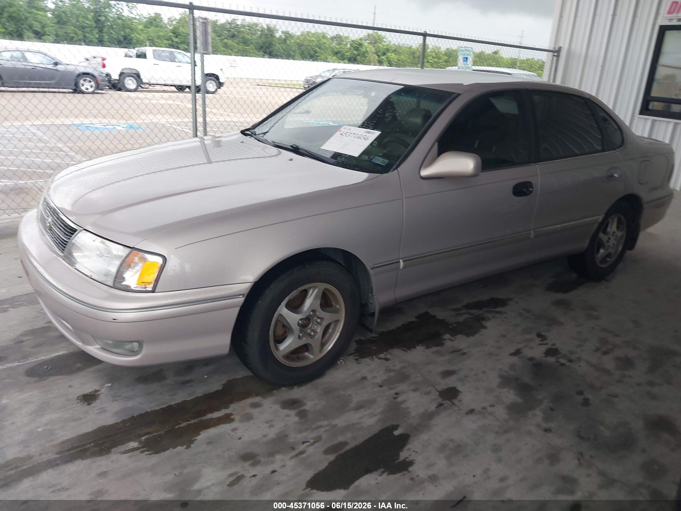 1999 Toyota Avalon Xls Tan vin: 4T1BF18B6XU302927