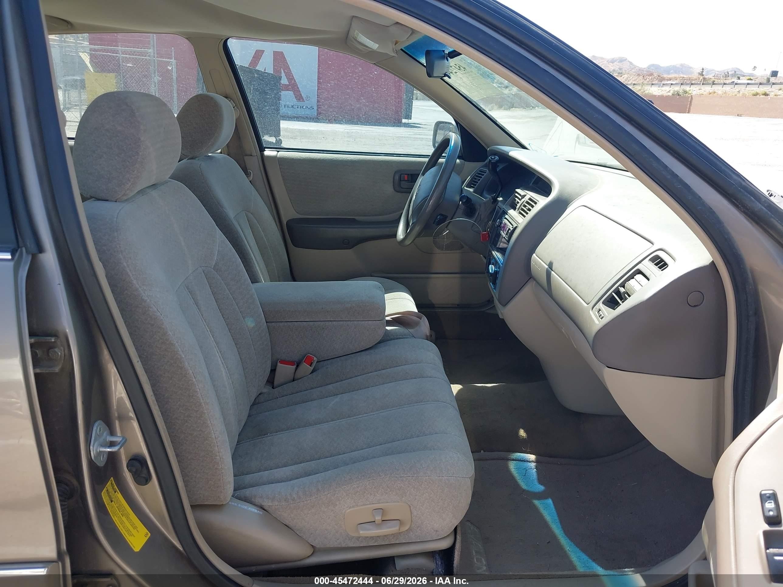 1998 Toyota Avalon Xl Tan vin: 4T1BF18B7WU240078