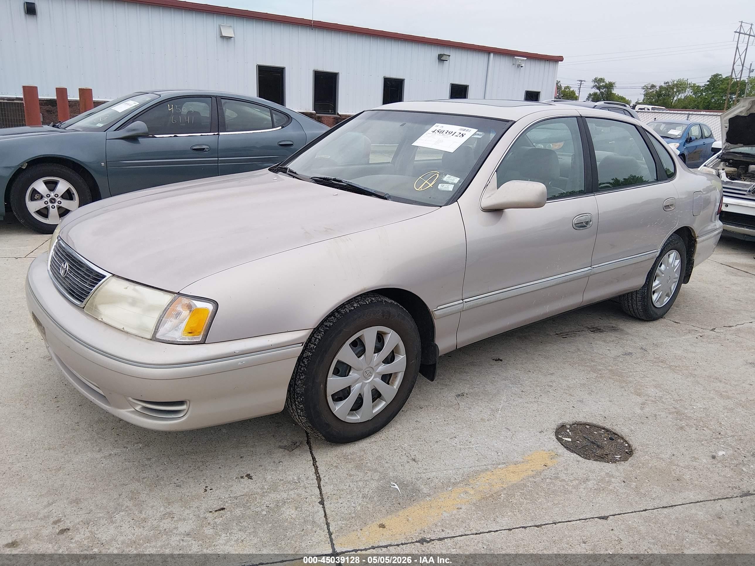 1998 Toyota Avalon Xl Темно-бордовый vin: 4T1BF18B8WU289242