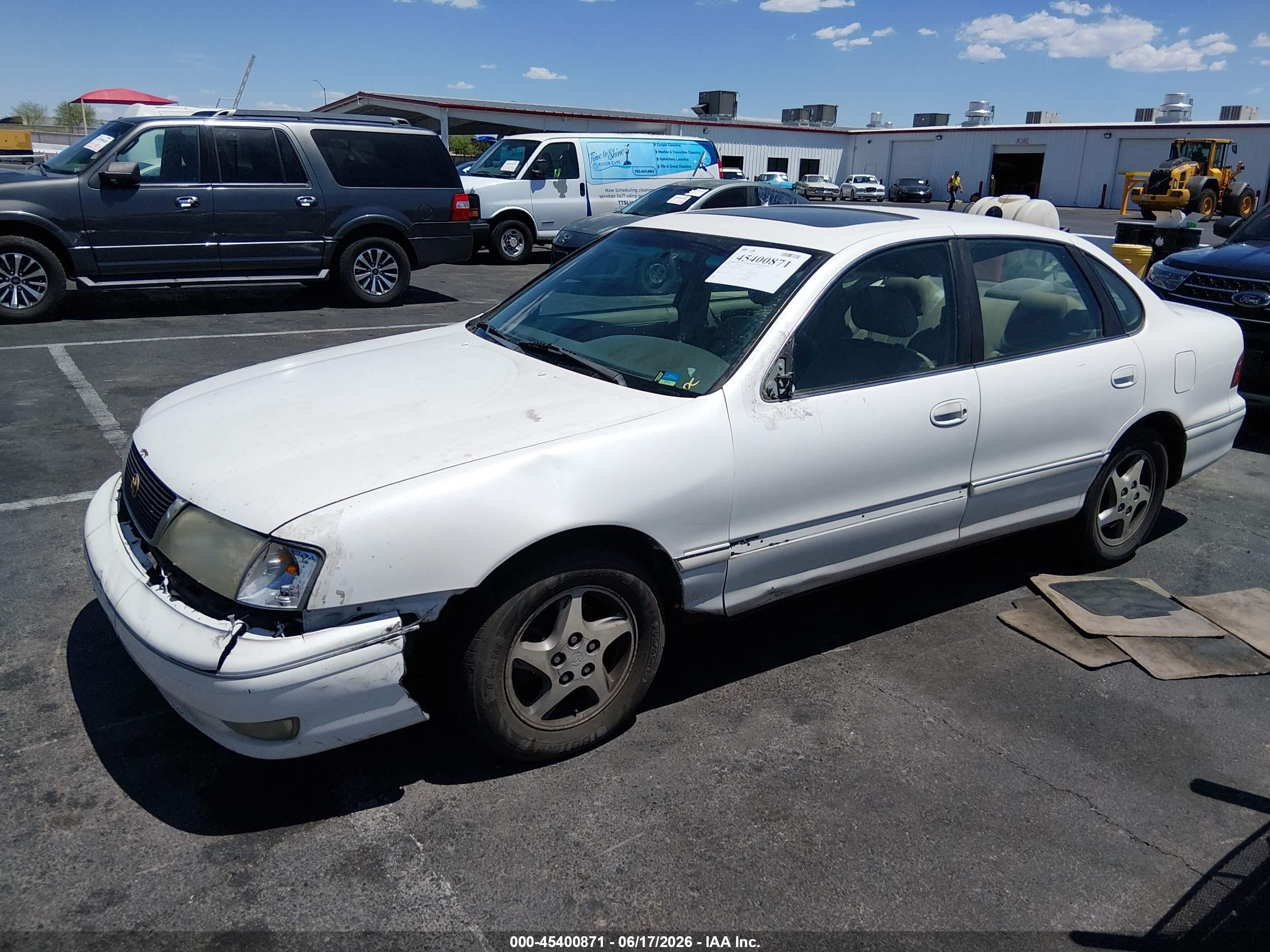 1998 Toyota Avalon Xls Белый vin: 4T1BF18B9WU274717