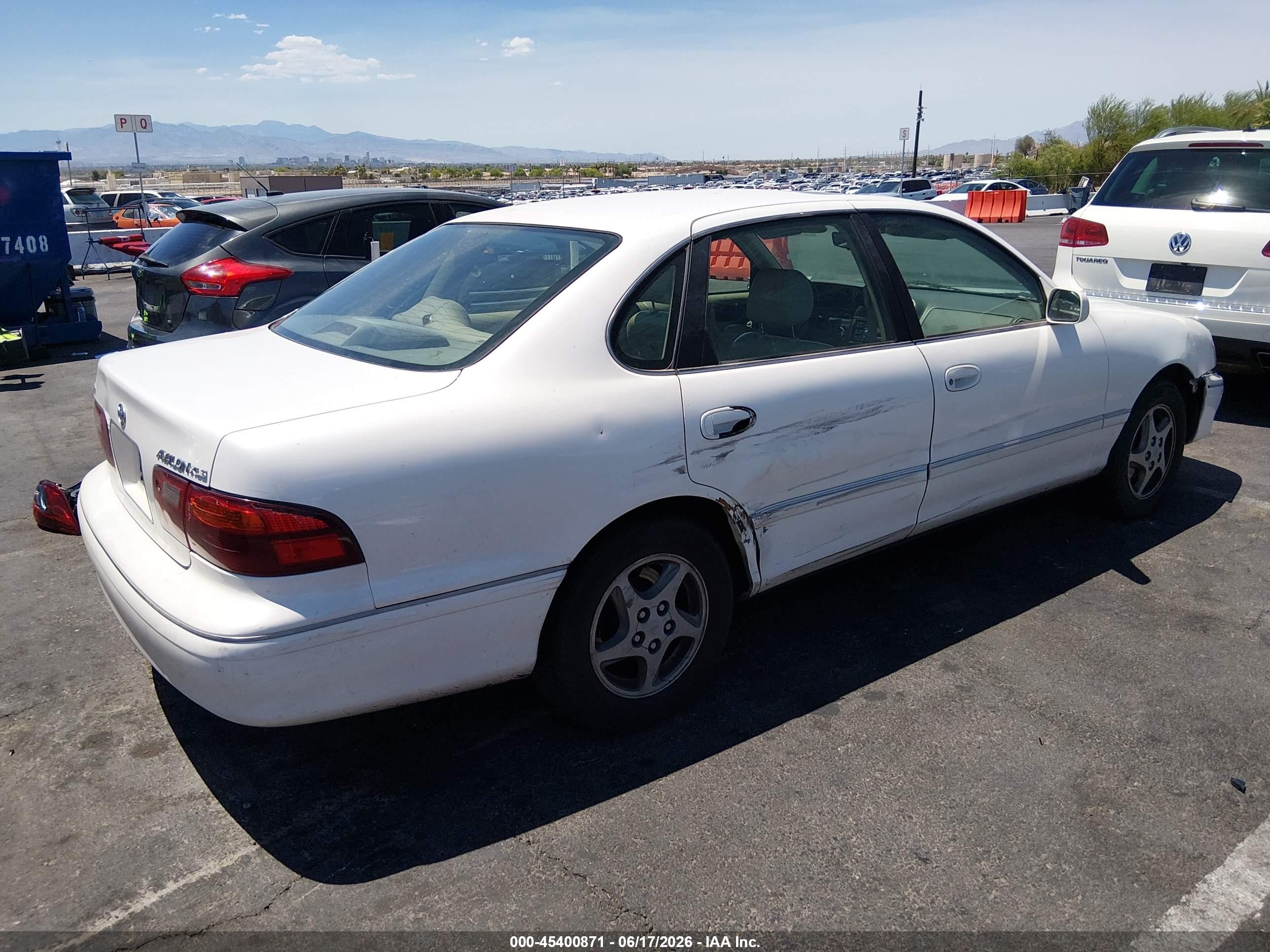 1998 Toyota Avalon Xls Белый vin: 4T1BF18B9WU274717