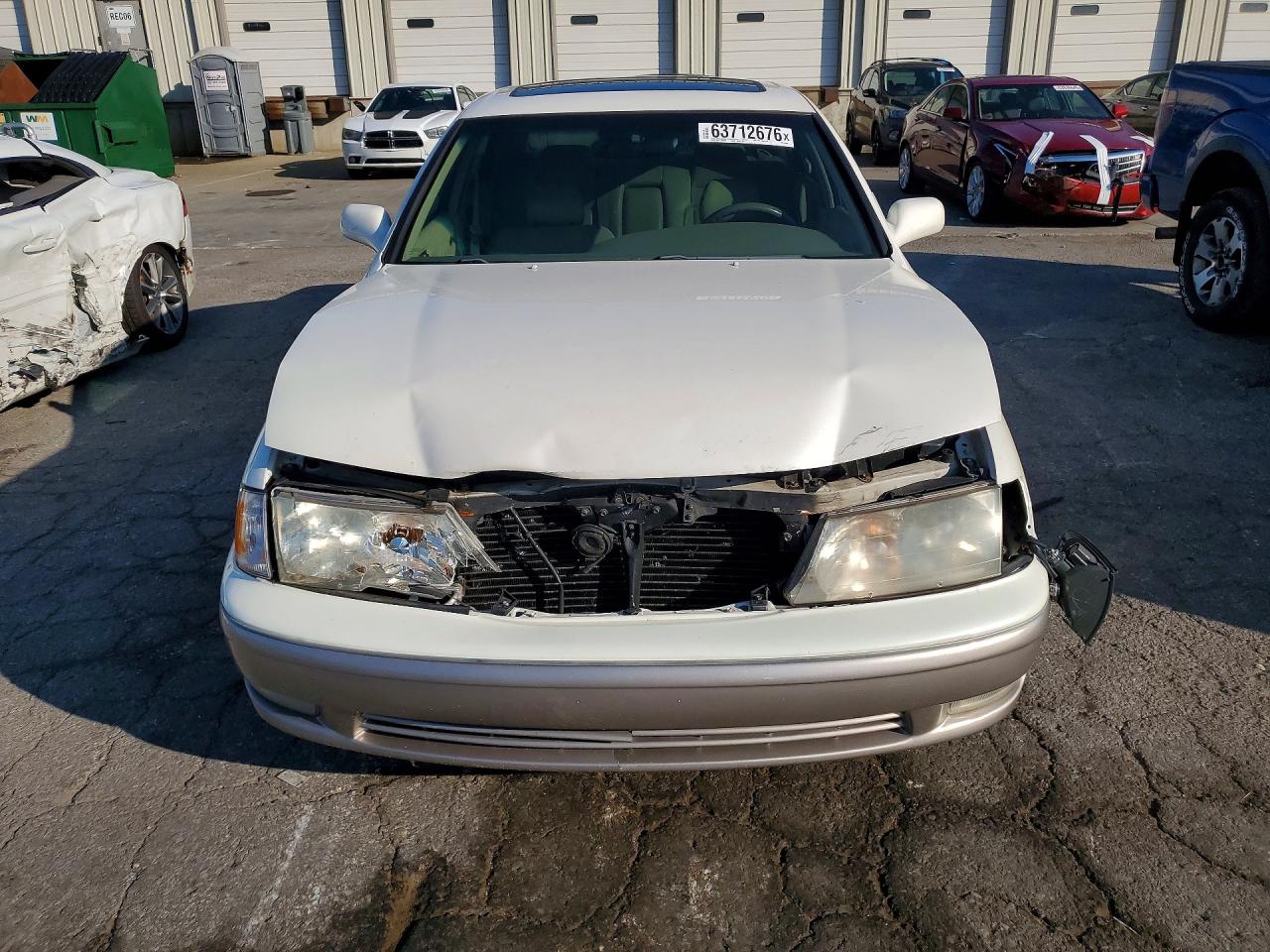 1999 Toyota Avalon Xls White vin: 4T1BF18B9XU308804