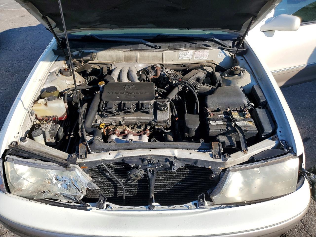 1999 Toyota Avalon Xls White vin: 4T1BF18B9XU308804