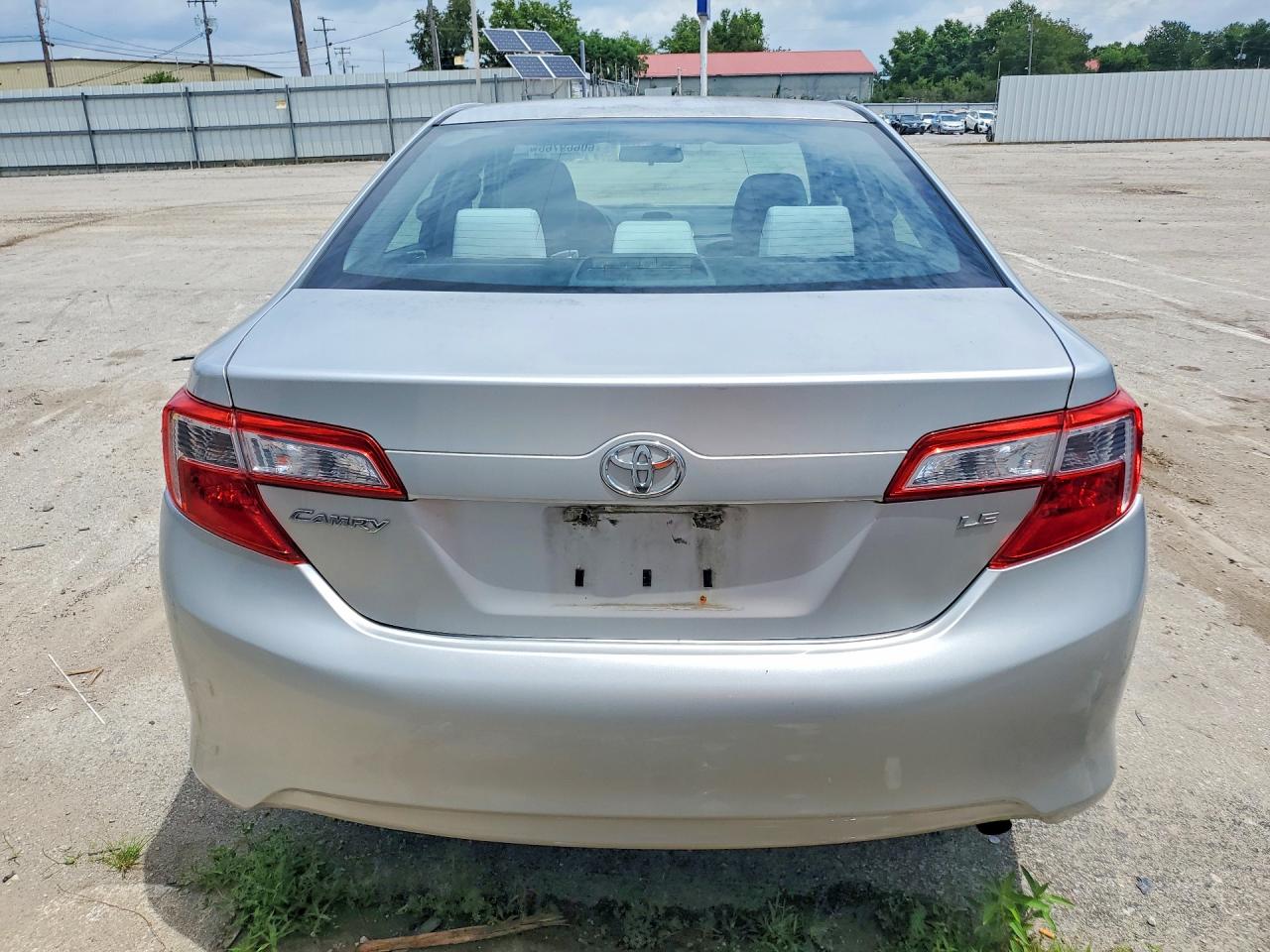 2012 Toyota Camry Le Silver vin: 4T1BF1FK0CU016004
