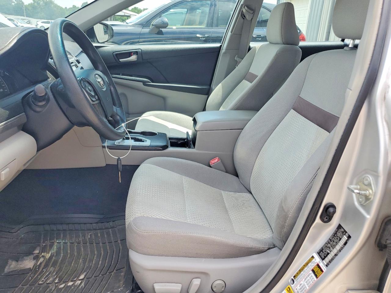 2012 Toyota Camry Le Silver vin: 4T1BF1FK0CU016004