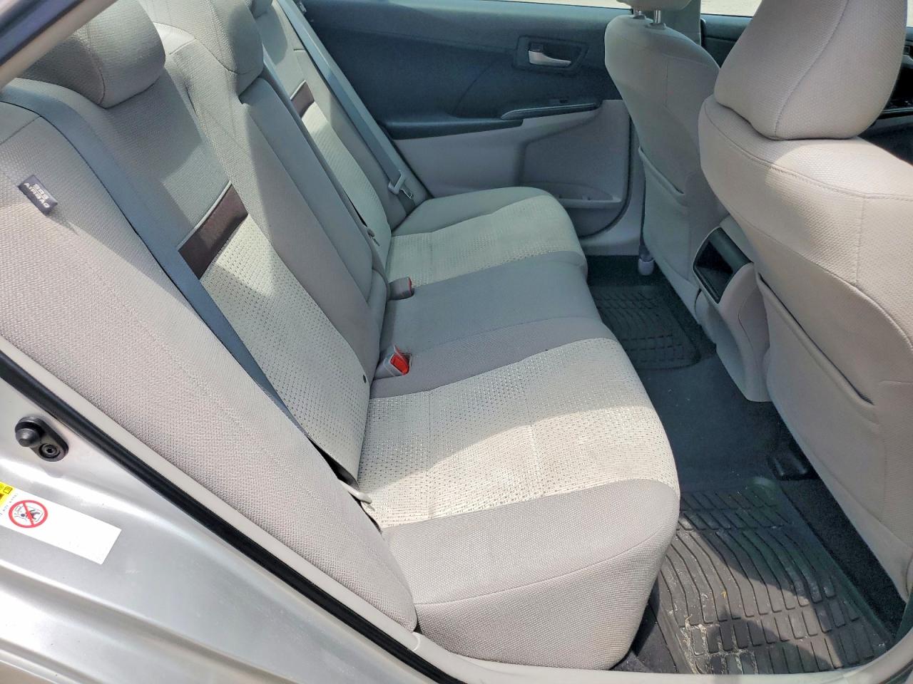 2012 Toyota Camry Le Silver vin: 4T1BF1FK0CU016004