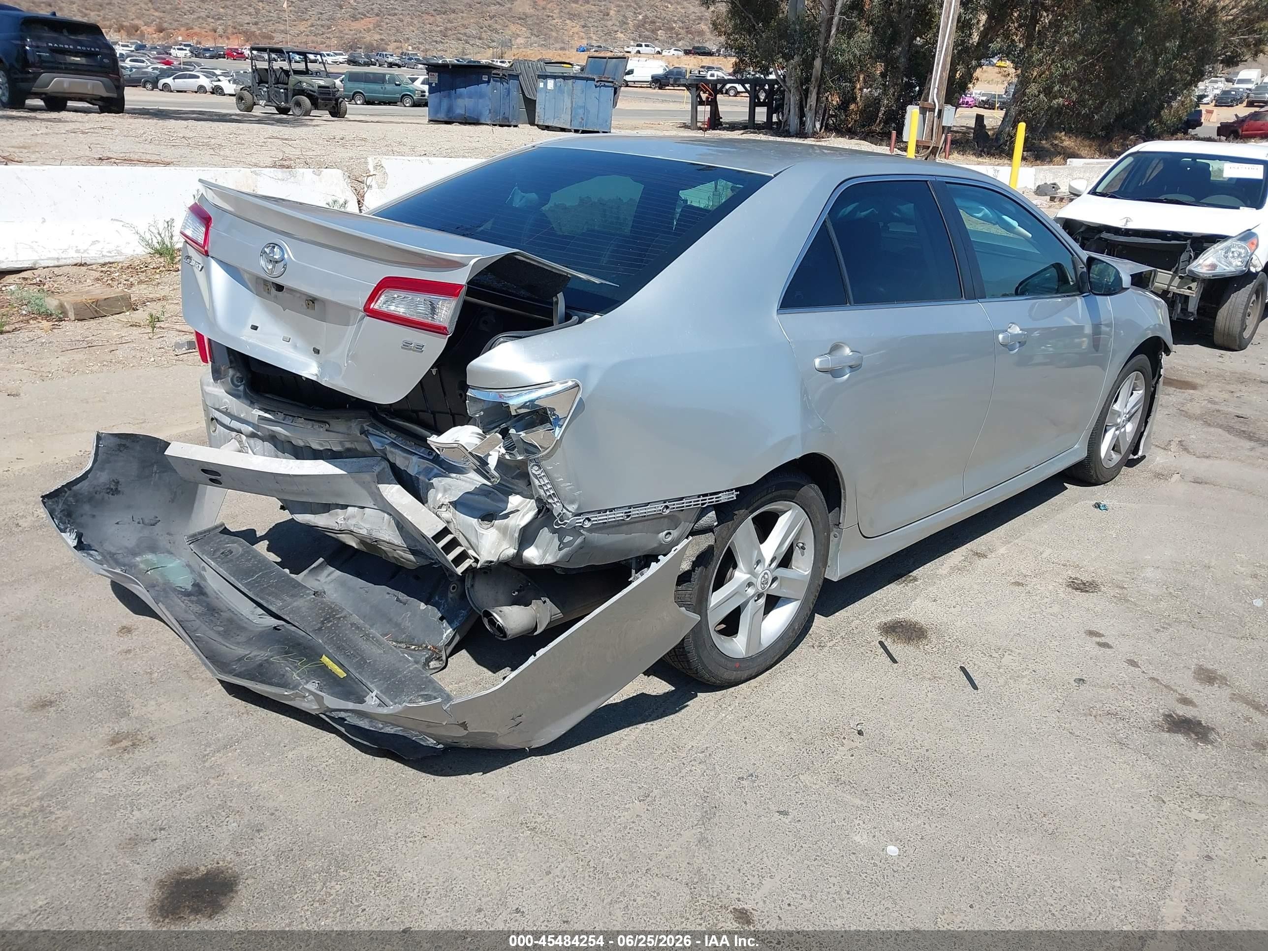 2012 Toyota Camry Se Silver vin: 4T1BF1FK0CU056227