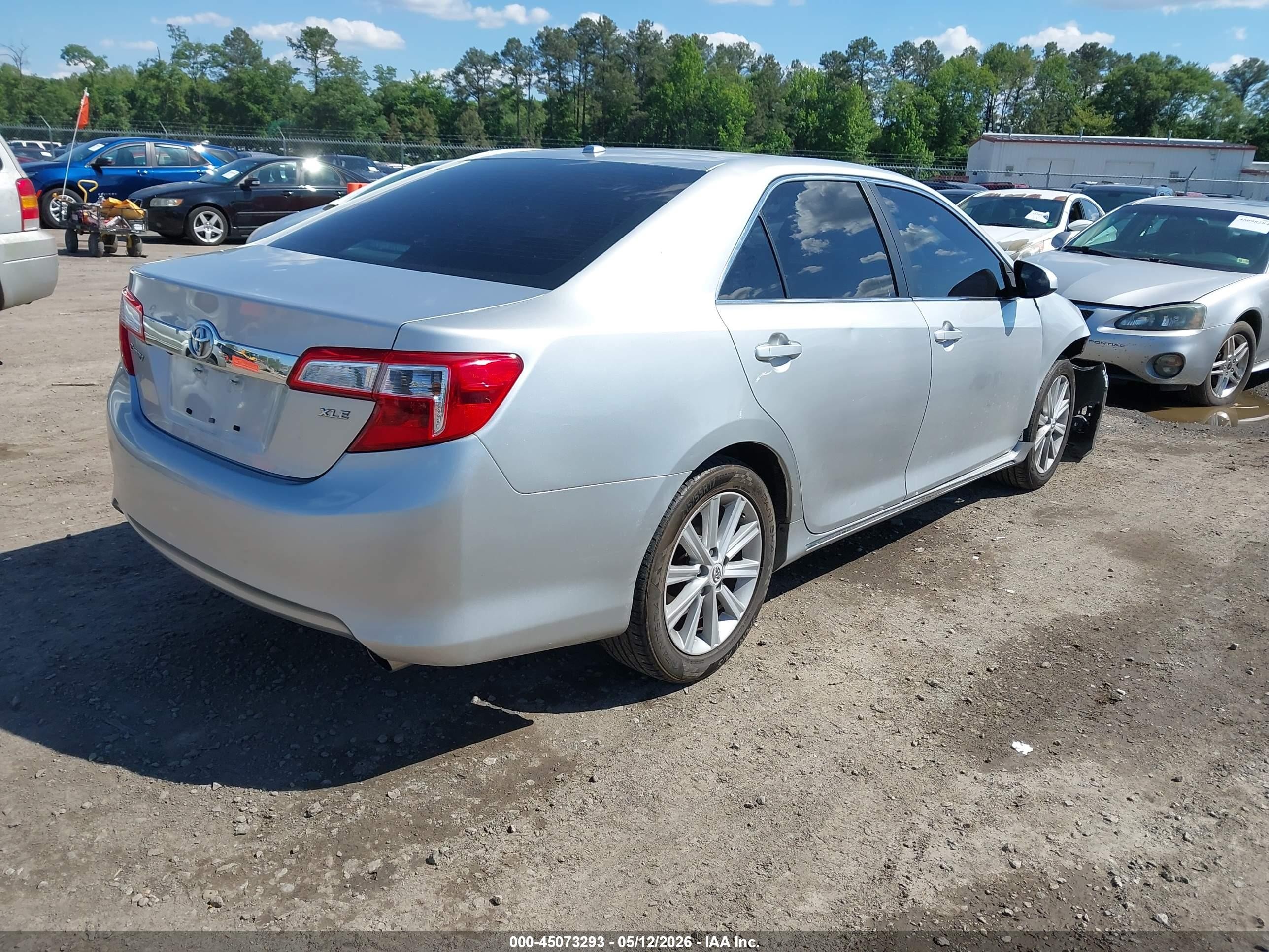 2012 Toyota Camry Xle Silver vin: 4T1BF1FK0CU066398