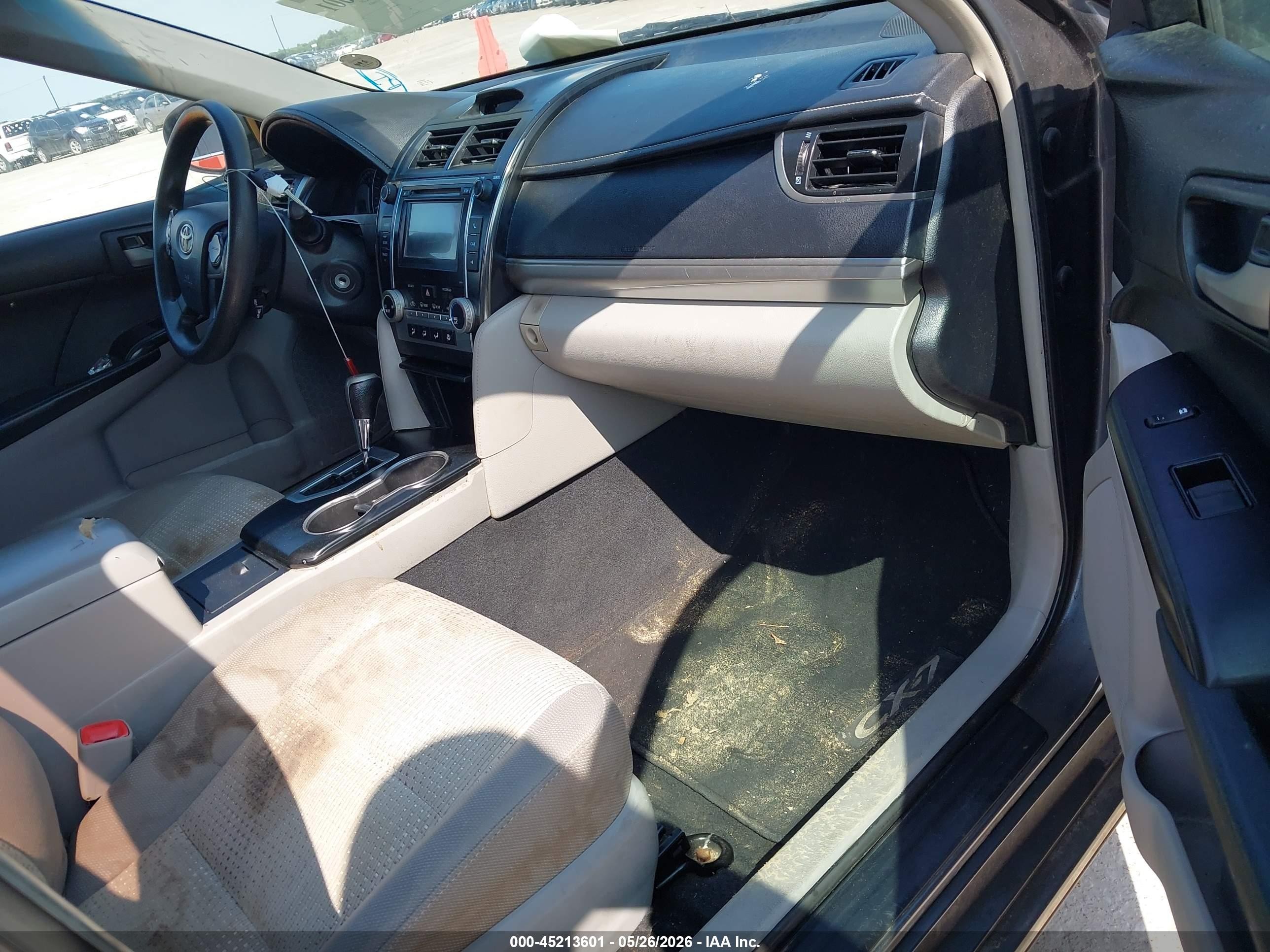 2012 Toyota Camry Le Gray vin: 4T1BF1FK0CU070273