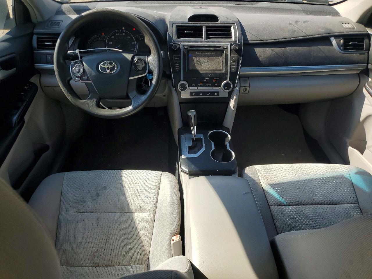 2012 Toyota Camry Base/le/se/xle Silver vin: 4T1BF1FK0CU072427
