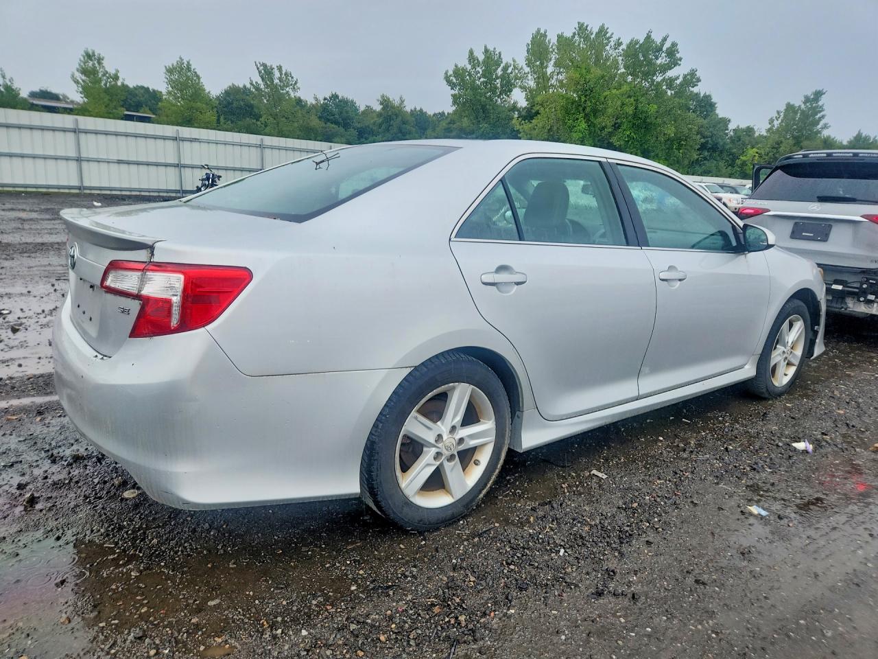 2012 Toyota Camry Se Silver vin: 4T1BF1FK0CU084433