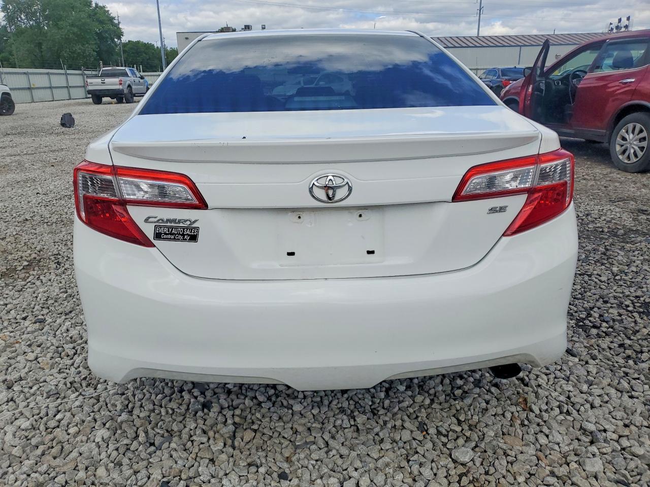 2012 Toyota Camry Se White vin: 4T1BF1FK0CU102980