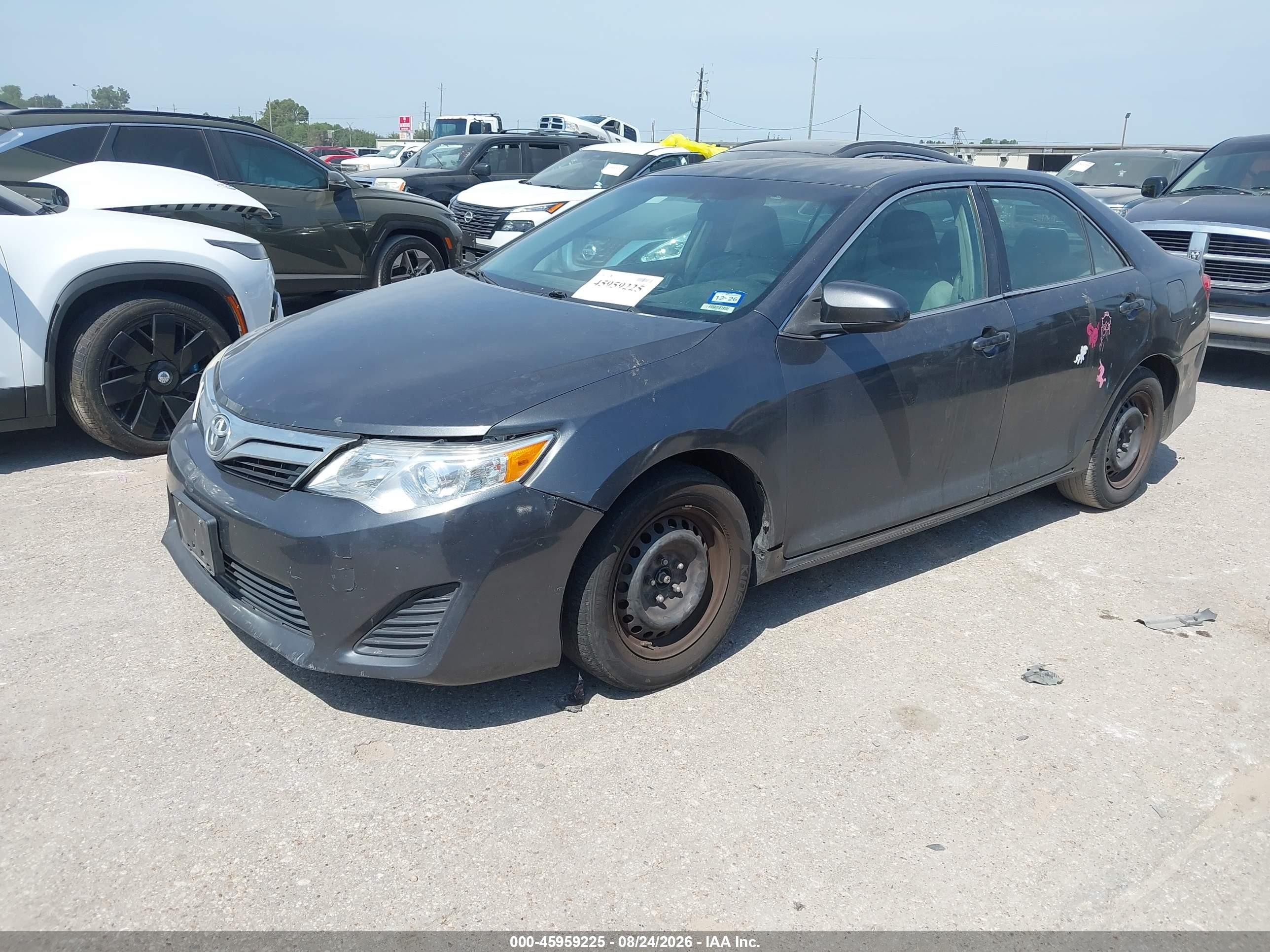 2012 Toyota Camry Le Gray vin: 4T1BF1FK0CU115227