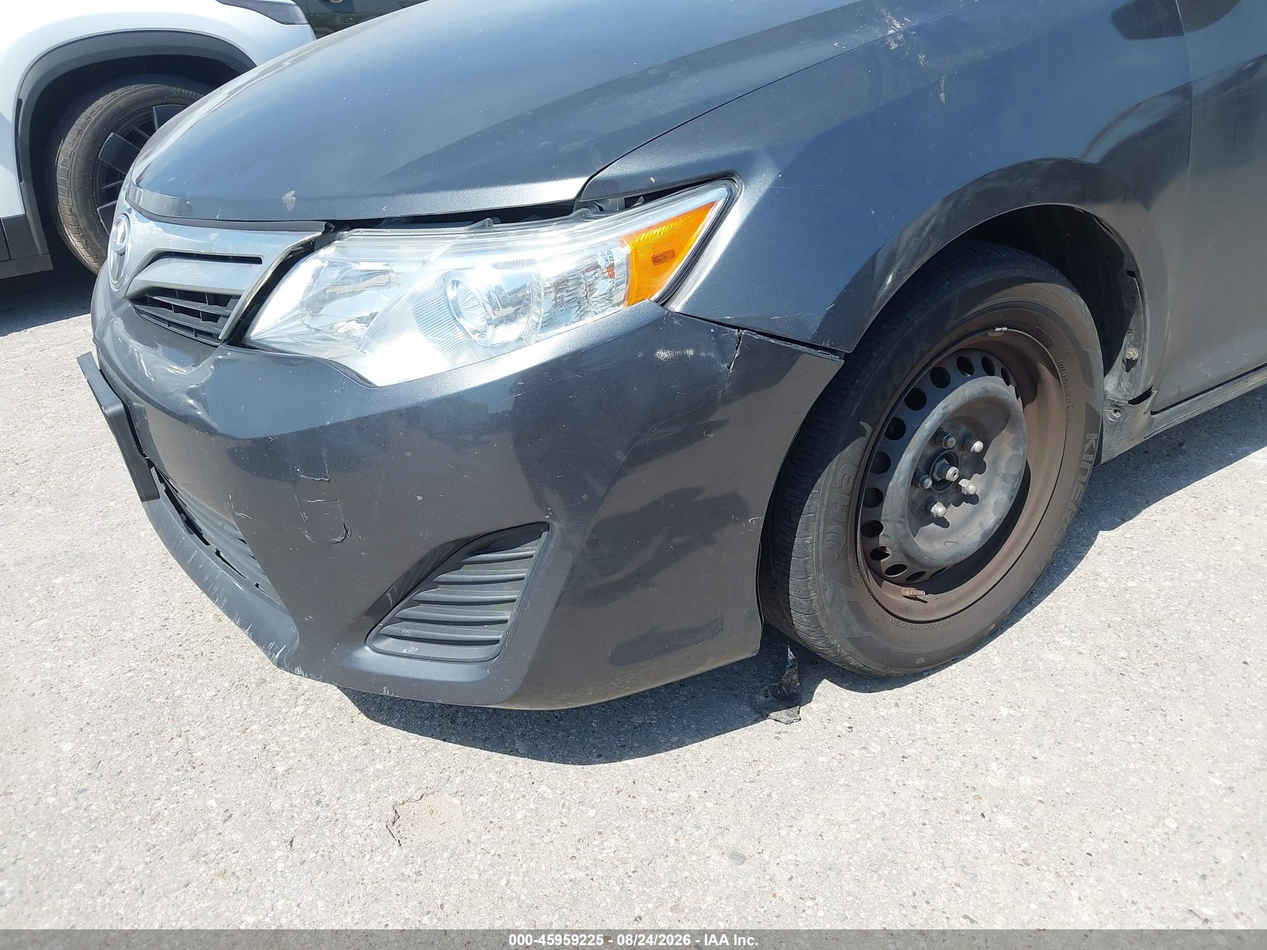 2012 Toyota Camry Le Gray vin: 4T1BF1FK0CU115227