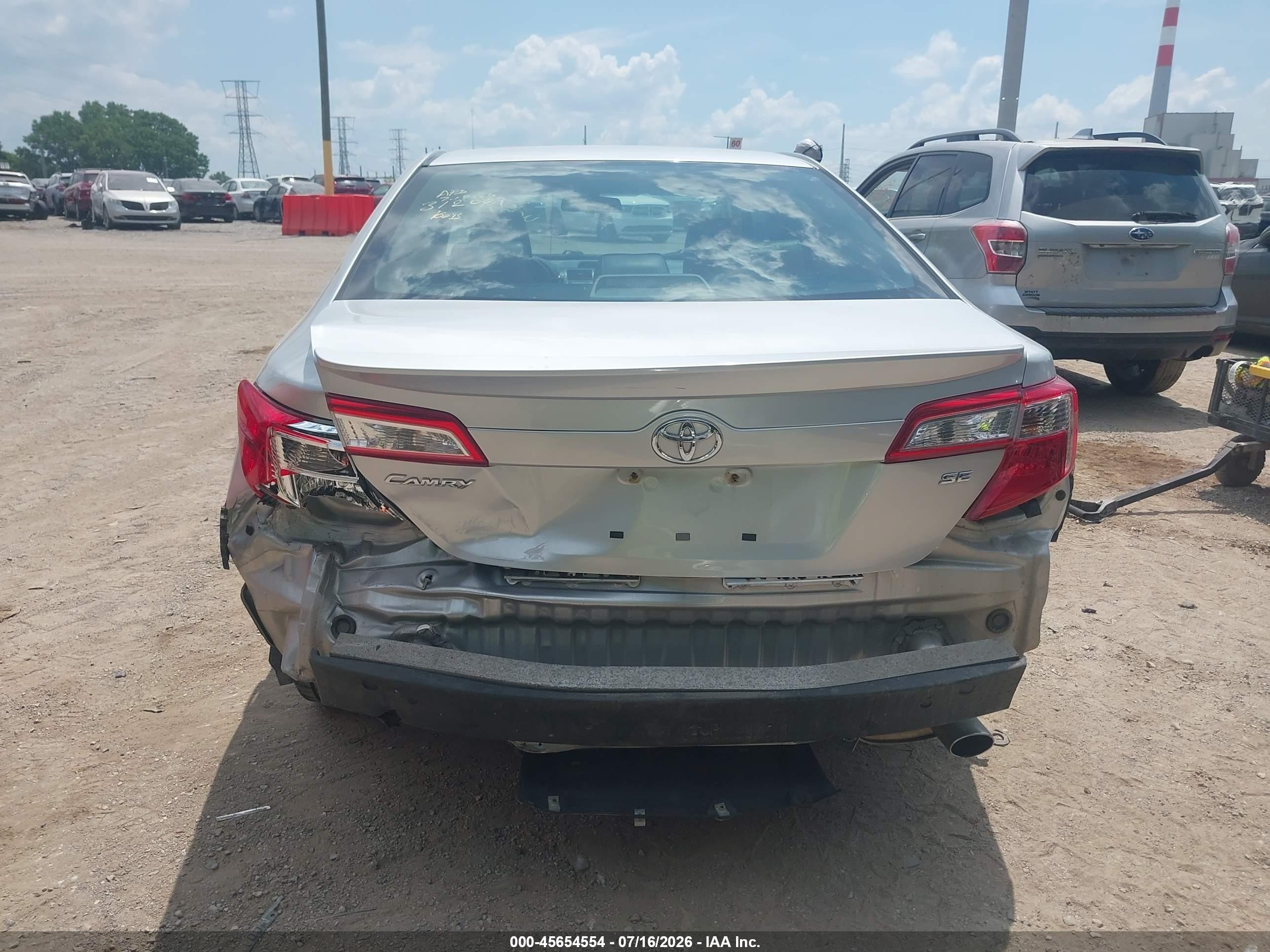 2012 Toyota Camry Se Серебряный vin: 4T1BF1FK0CU117429
