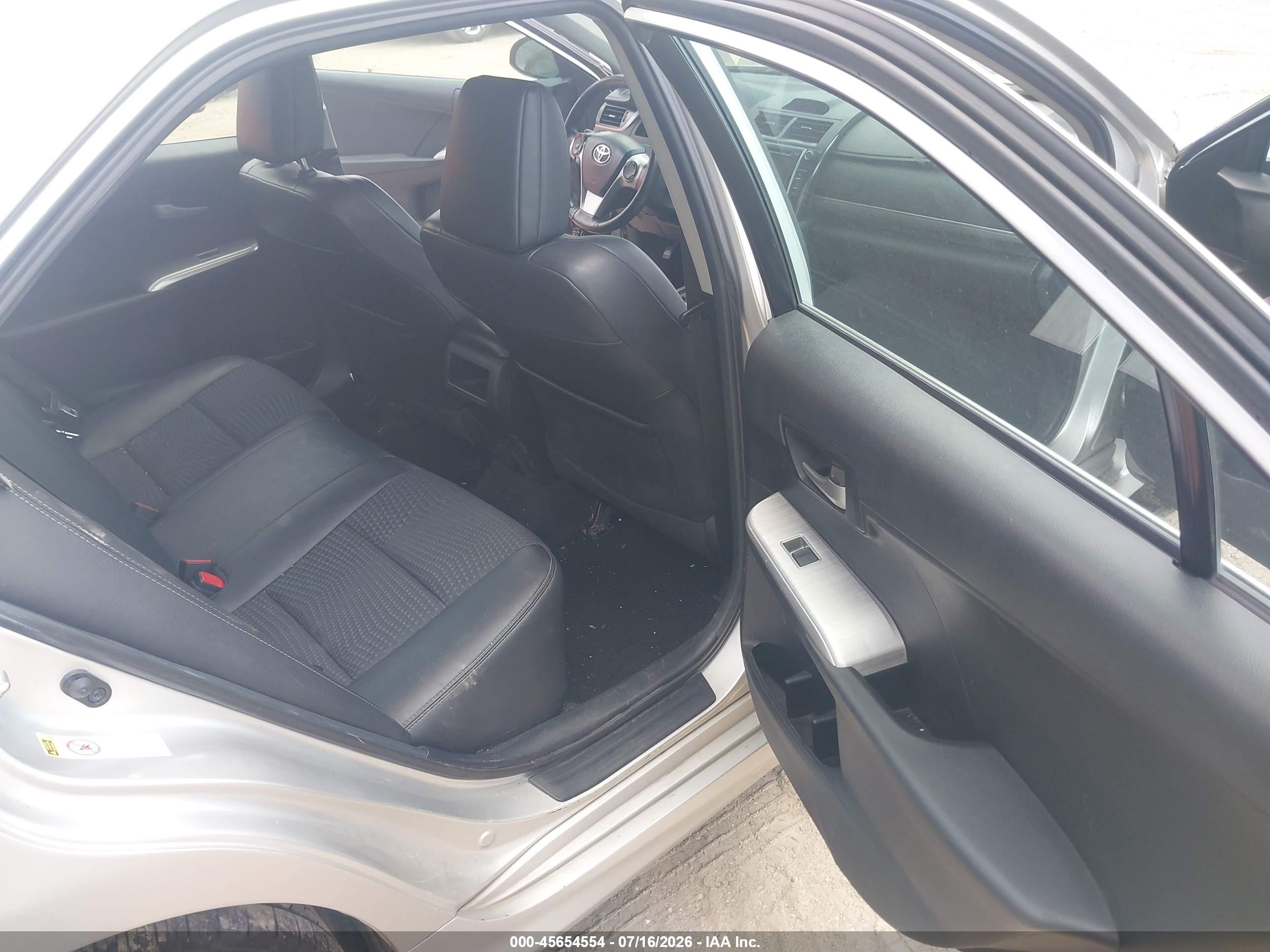2012 Toyota Camry Se Серебряный vin: 4T1BF1FK0CU117429