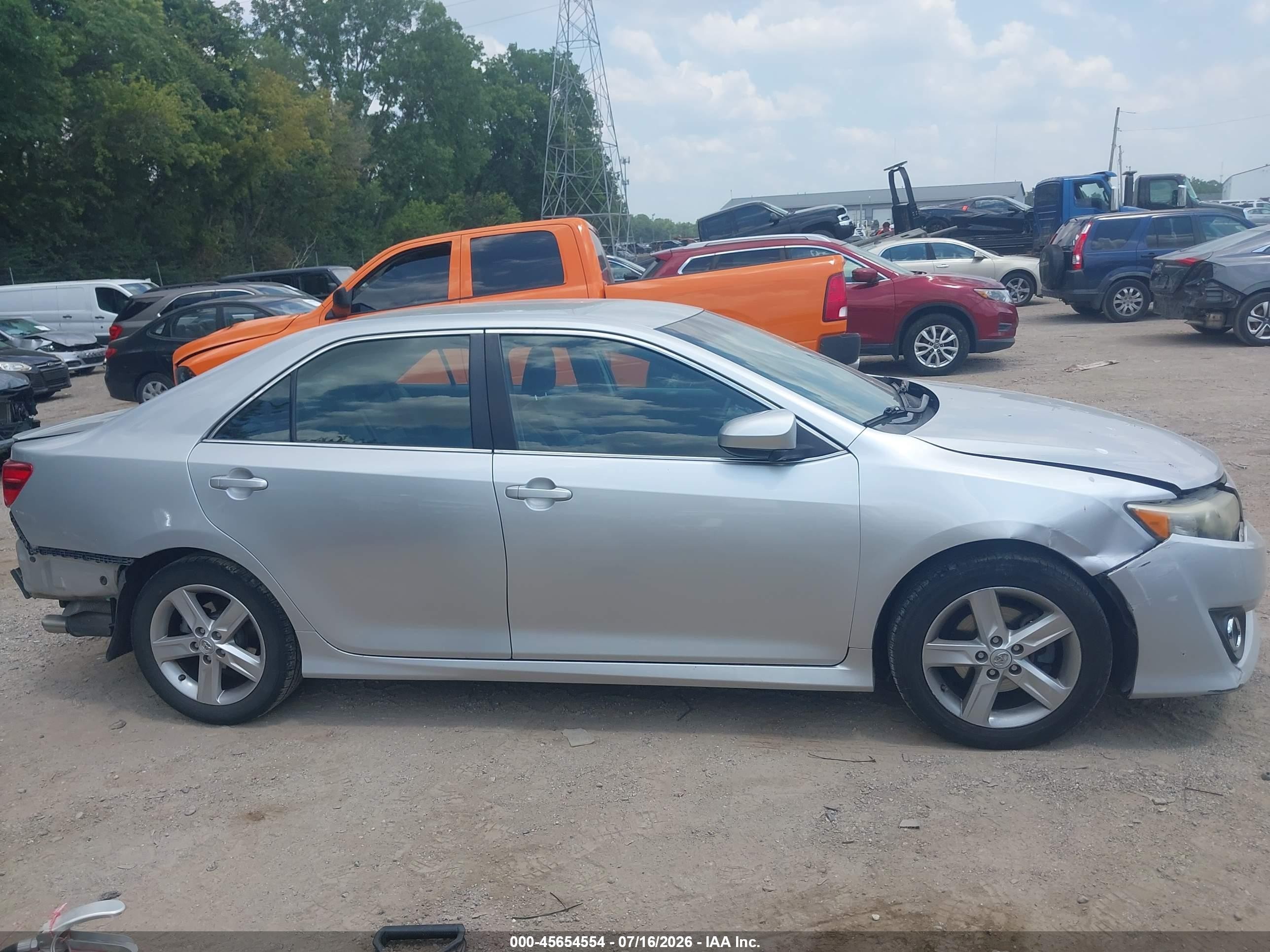 2012 Toyota Camry Se Серебряный vin: 4T1BF1FK0CU117429