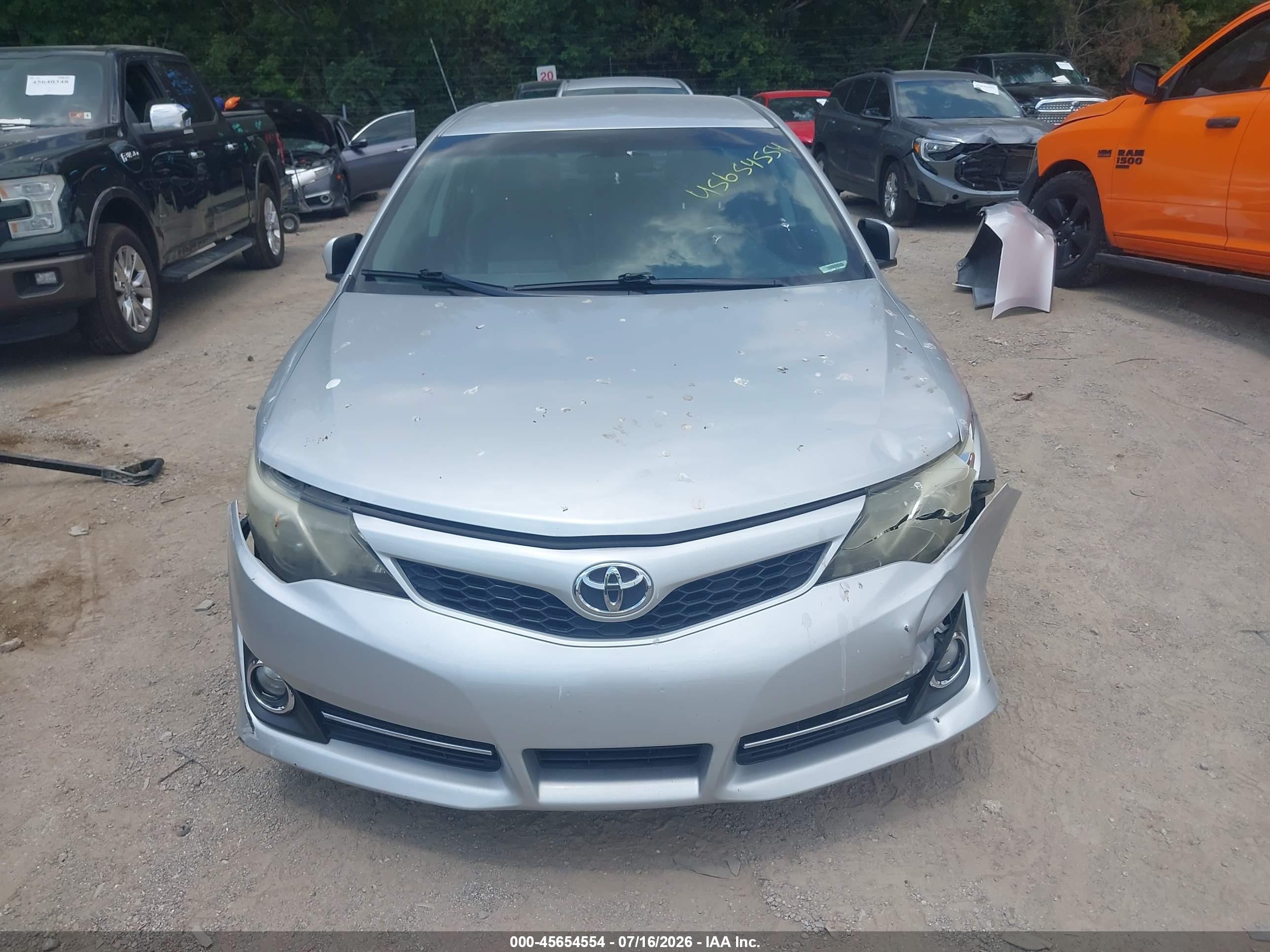 2012 Toyota Camry Se Серебряный vin: 4T1BF1FK0CU117429