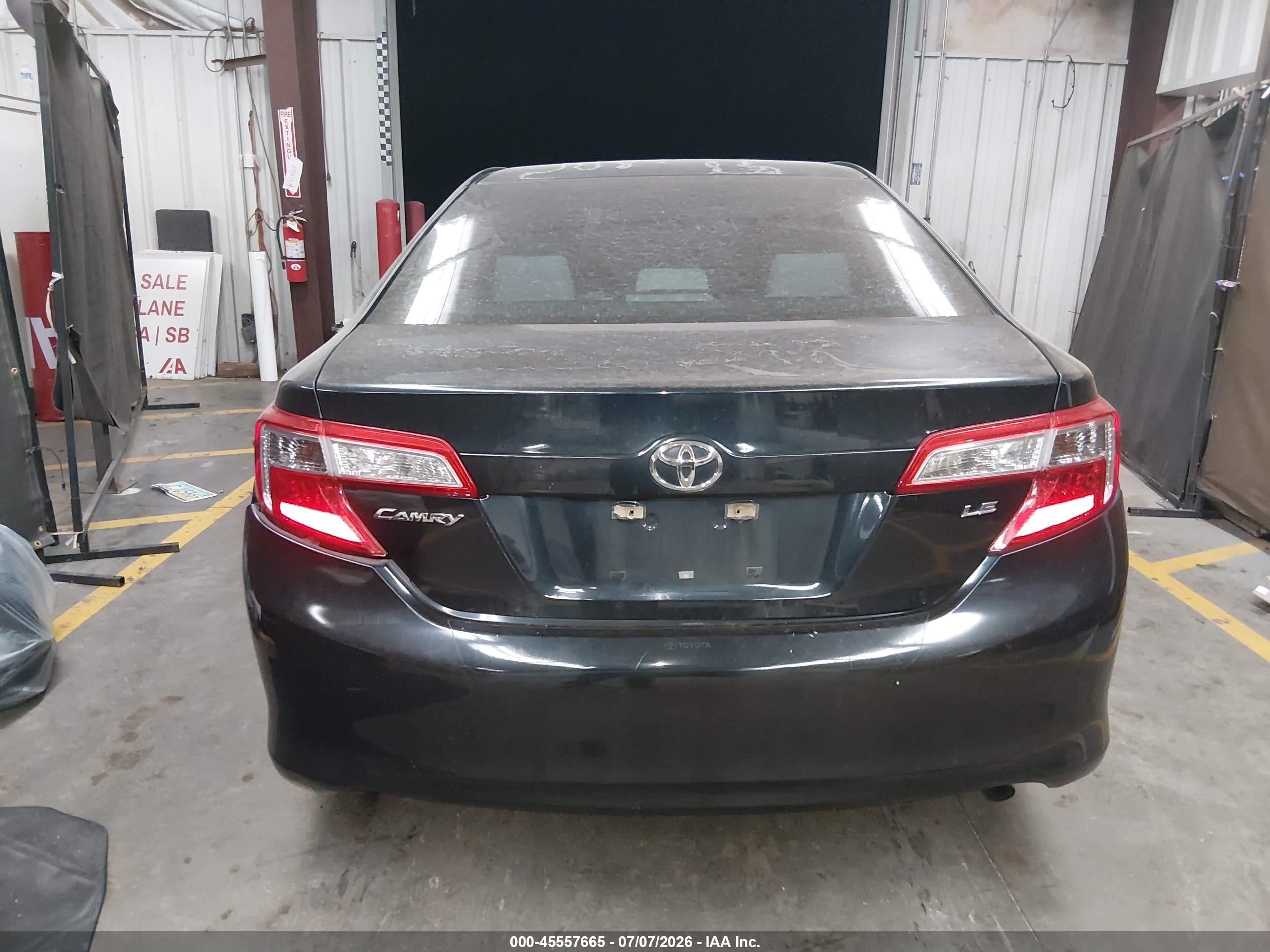 2012 Toyota Camry Le Blue vin: 4T1BF1FK0CU126180