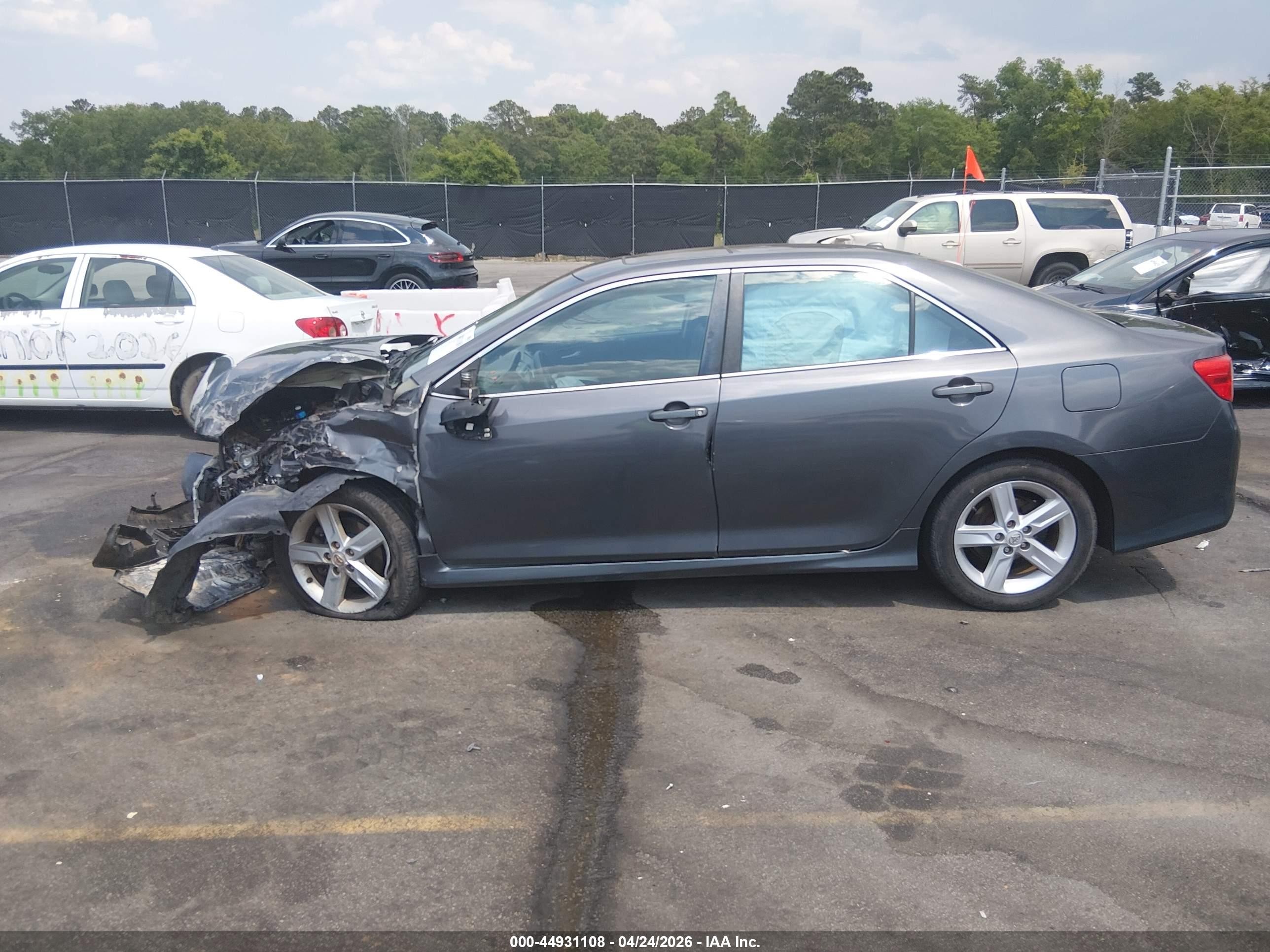 2012 Toyota Camry Se Gray vin: 4T1BF1FK0CU126860