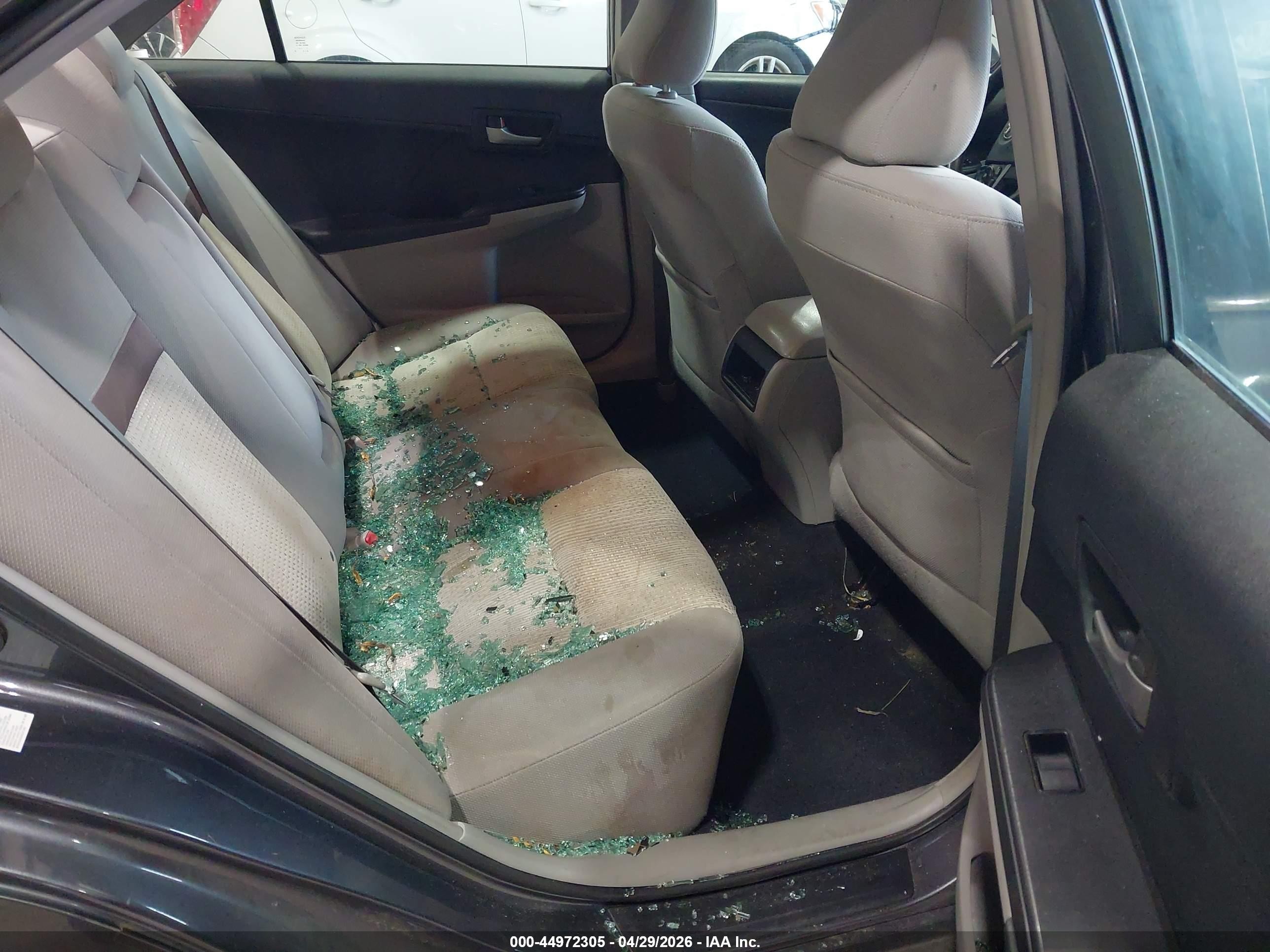 2012 Toyota Camry Le Gray vin: 4T1BF1FK0CU128558