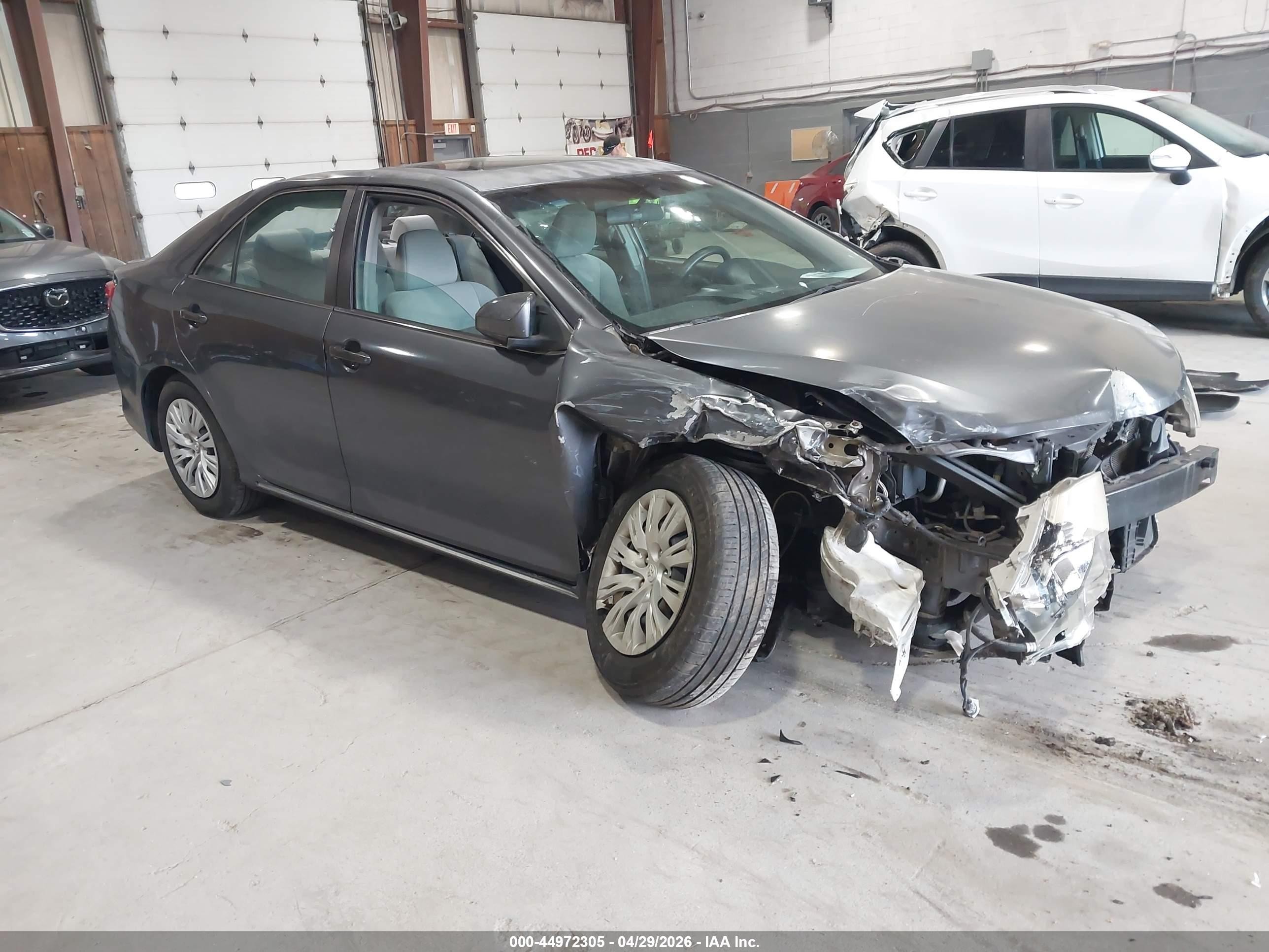 2012 Toyota Camry Le Gray vin: 4T1BF1FK0CU128558