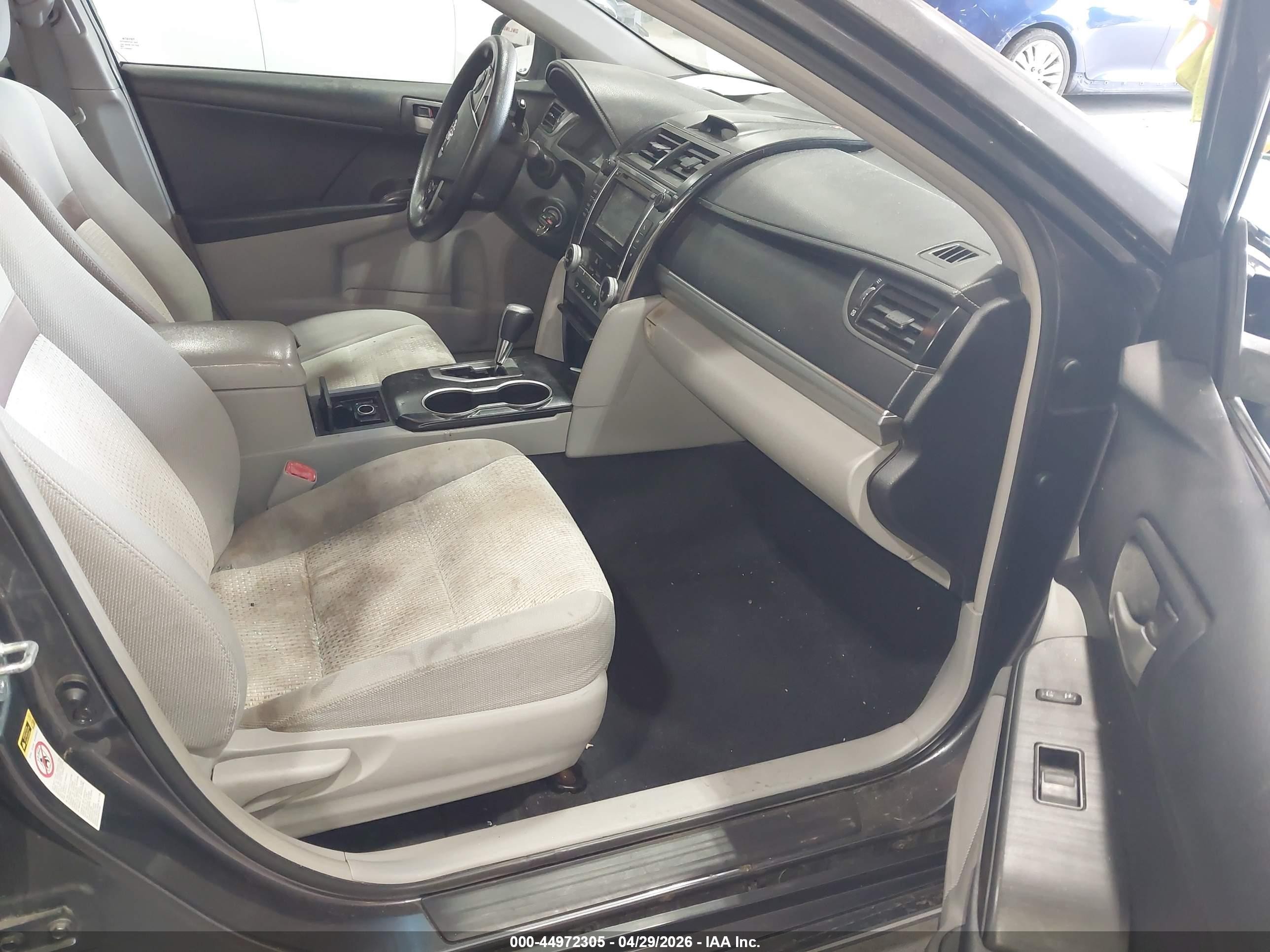 2012 Toyota Camry Le Gray vin: 4T1BF1FK0CU128558